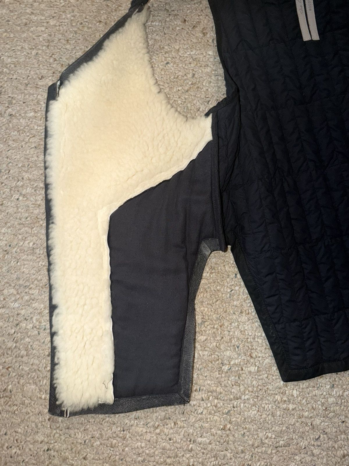Rick Owens F/W 14 "MOODY" Runway Shearling Leather Vest Rick Owens S Size US S / EU 44-46 / 1 - 10 Thumbnail