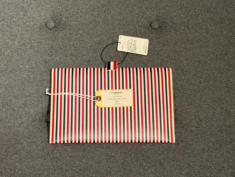 Thom Browne THOM BROWNE Envelope bag, handbag, sheepskin material 2502- Size ONE SIZE - 2 Thumbnail