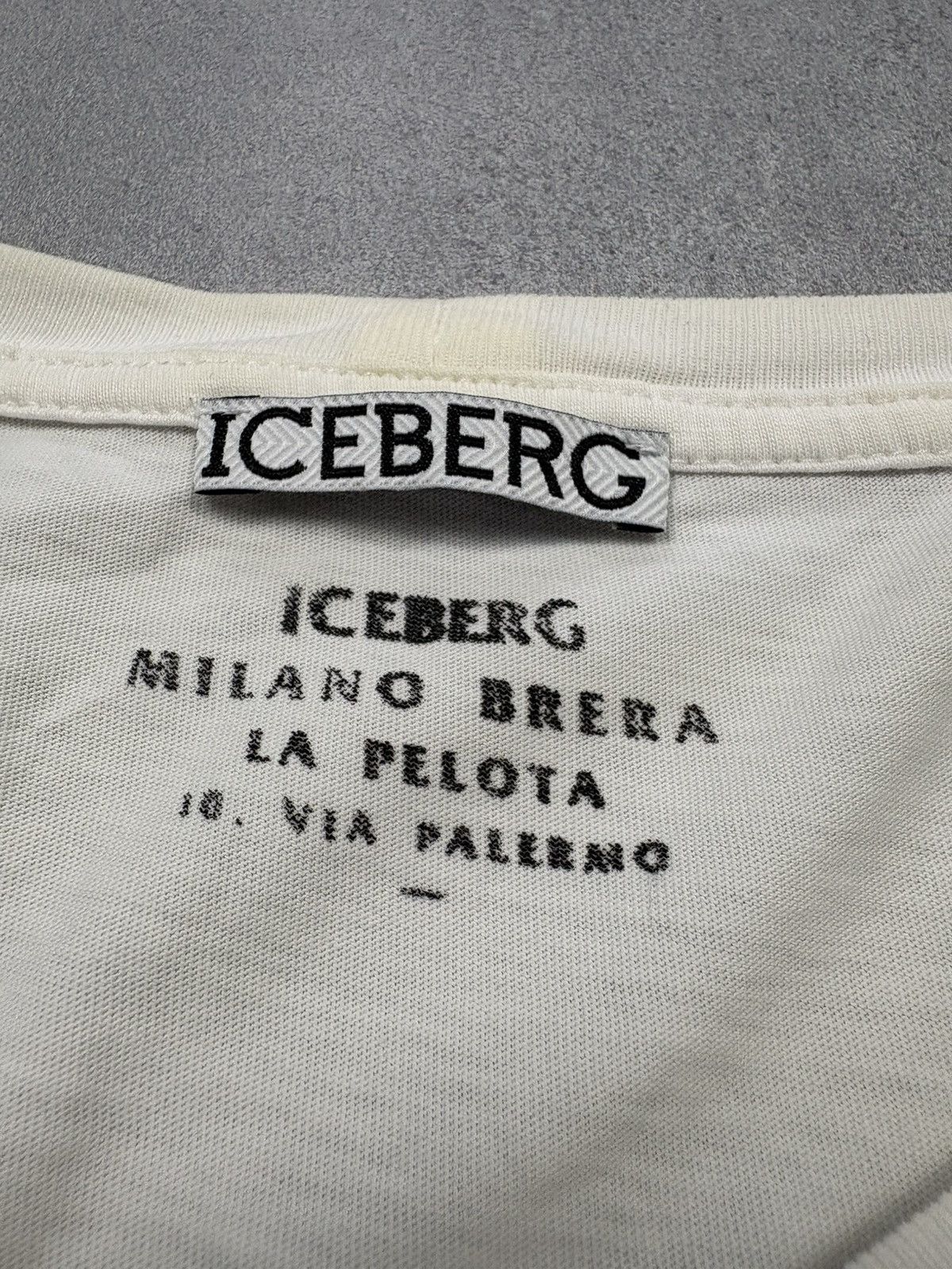 Iceberg Iceberg Logo Graphic T-Shirt White Made in Bulgaria Size M Size US M / EU 48-50 / 2 - 15 Thumbnail