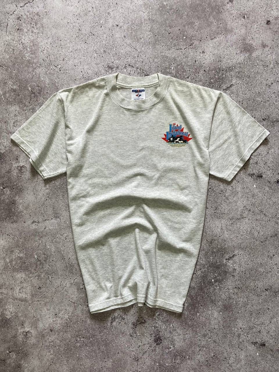 Jerzees × Vintage Vintage 1999 Island Invitational T-shirt Made in USA Size US M / EU 48-50 / 2 - 1 Thumbnail