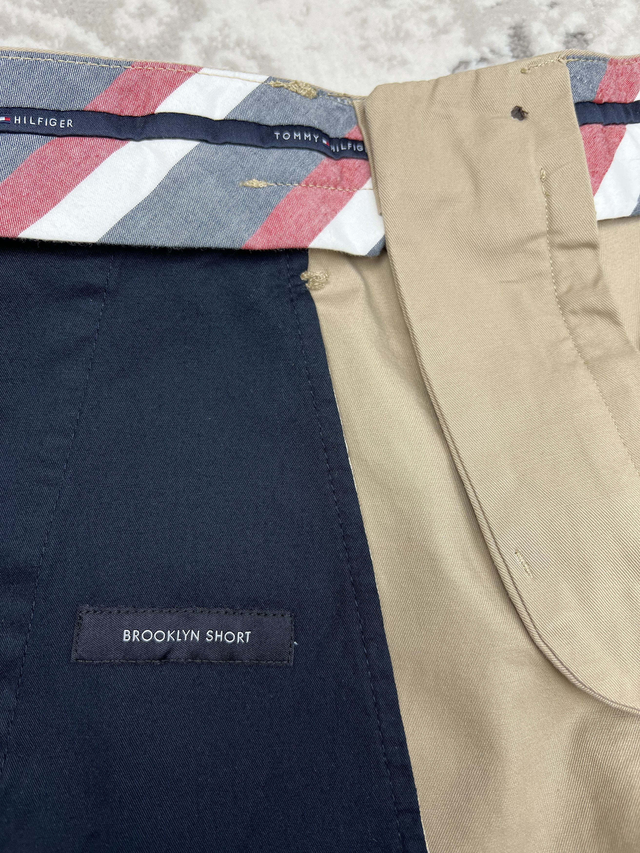 Tommy Hilfiger Tommy Hilfiger Brooklyn Chino Shorts 31 Size US 31 - 10 Thumbnail