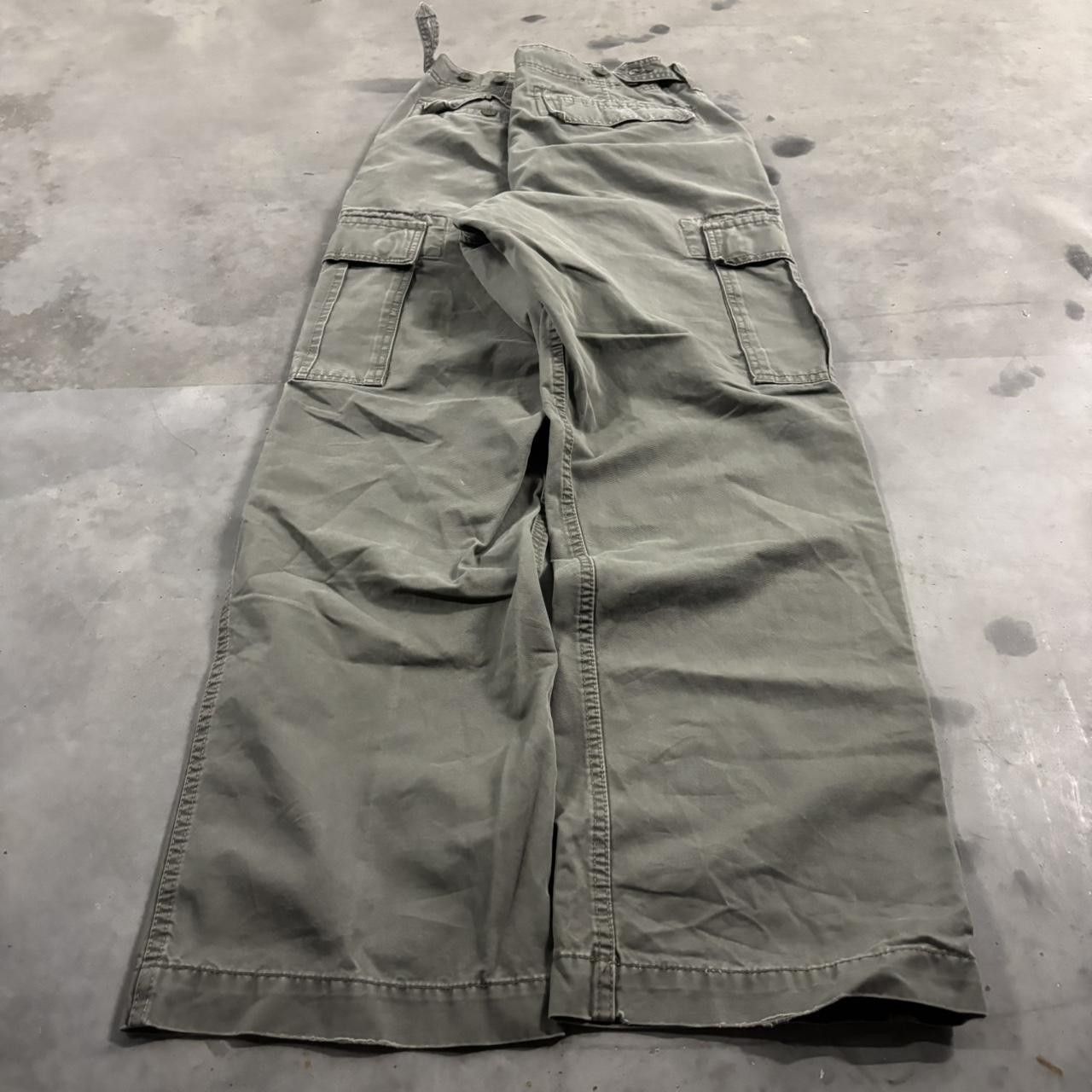 Vintage Crazy Vintage Y2K/2000s Grey Streetwear Skater Cargo Pants! 34x32 Size US 34 / EU 50 - 4 Thumbnail