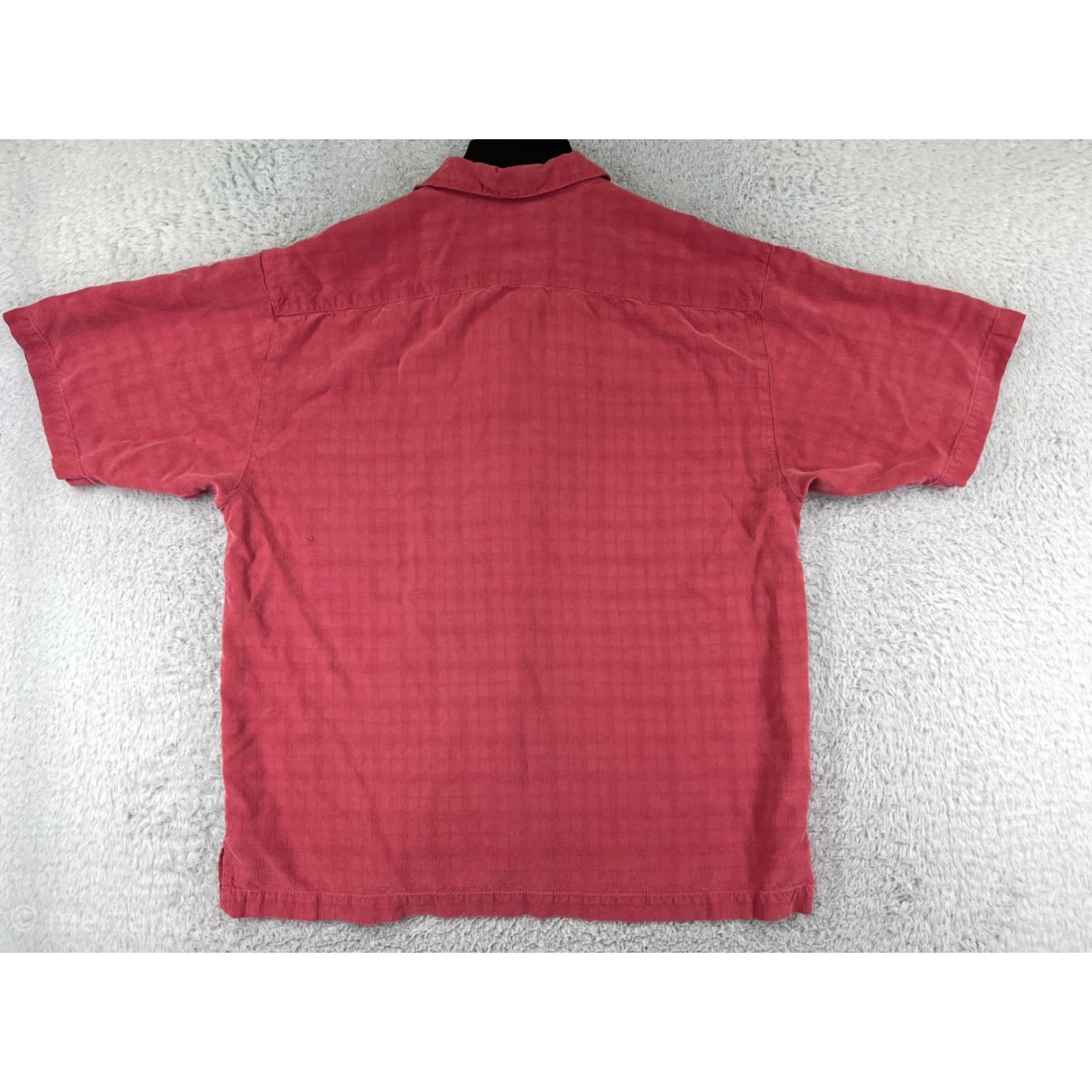 Tommy Bahama Tommy Bahama Shirt Mens L Red Geometric 100% Rayon Button Up Hawaiian Geometric Pattern Aloha Beach Resort Casual Shirt Mens Size US L / EU 52-54 / 3 - 2 Thumbnail