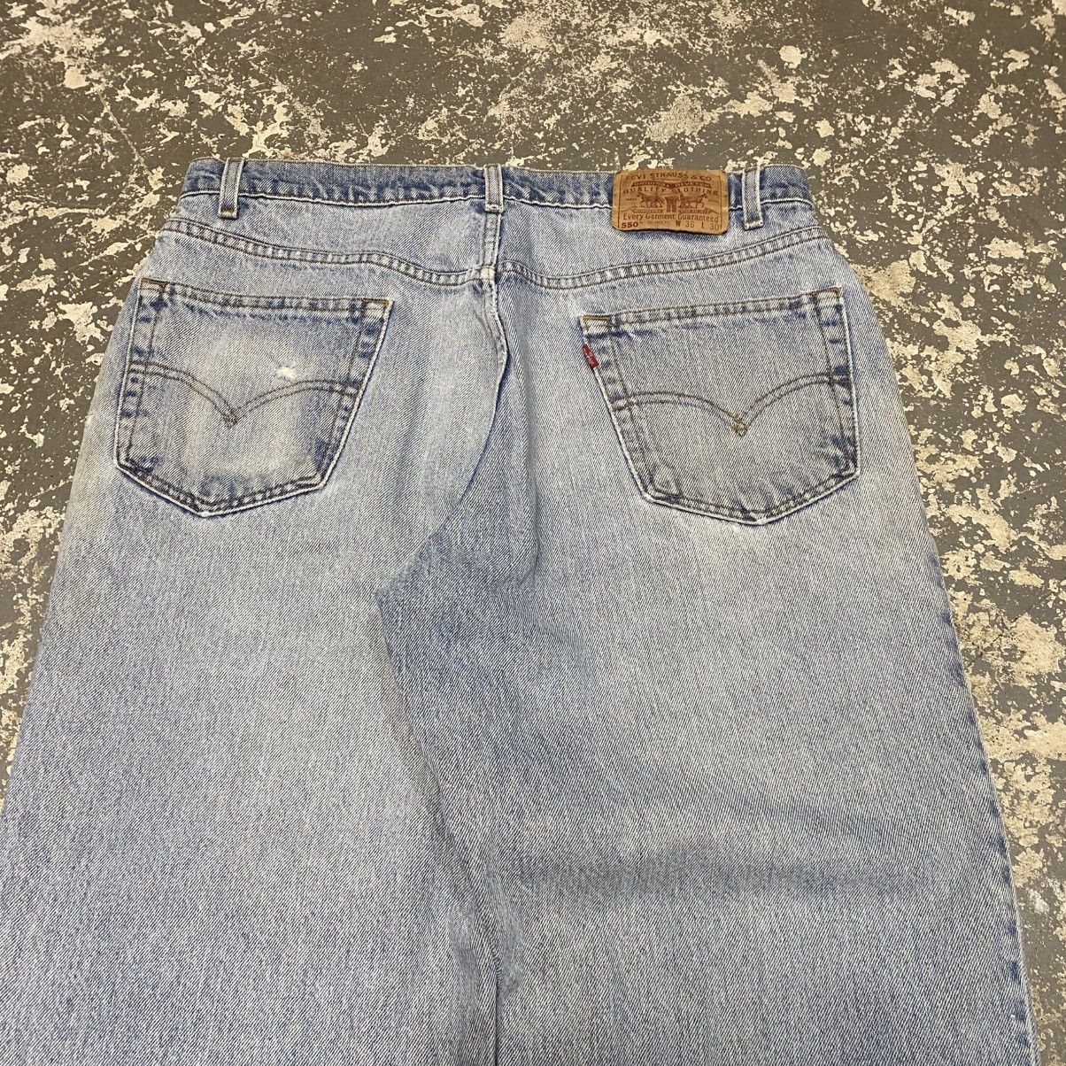 Japanese Brand × Levi's × Vintage Vintage Levi’s 550 Relaxed Fit Blue Light Wash Denim 90s Size US 35 - 10 Thumbnail