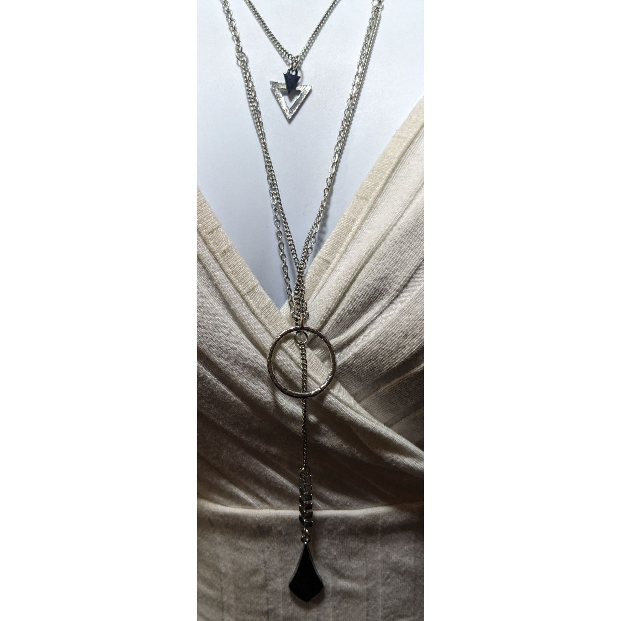 Other Multilayer Geometric Silver Tone Charm Necklace Size ONE SIZE - 7 Thumbnail
