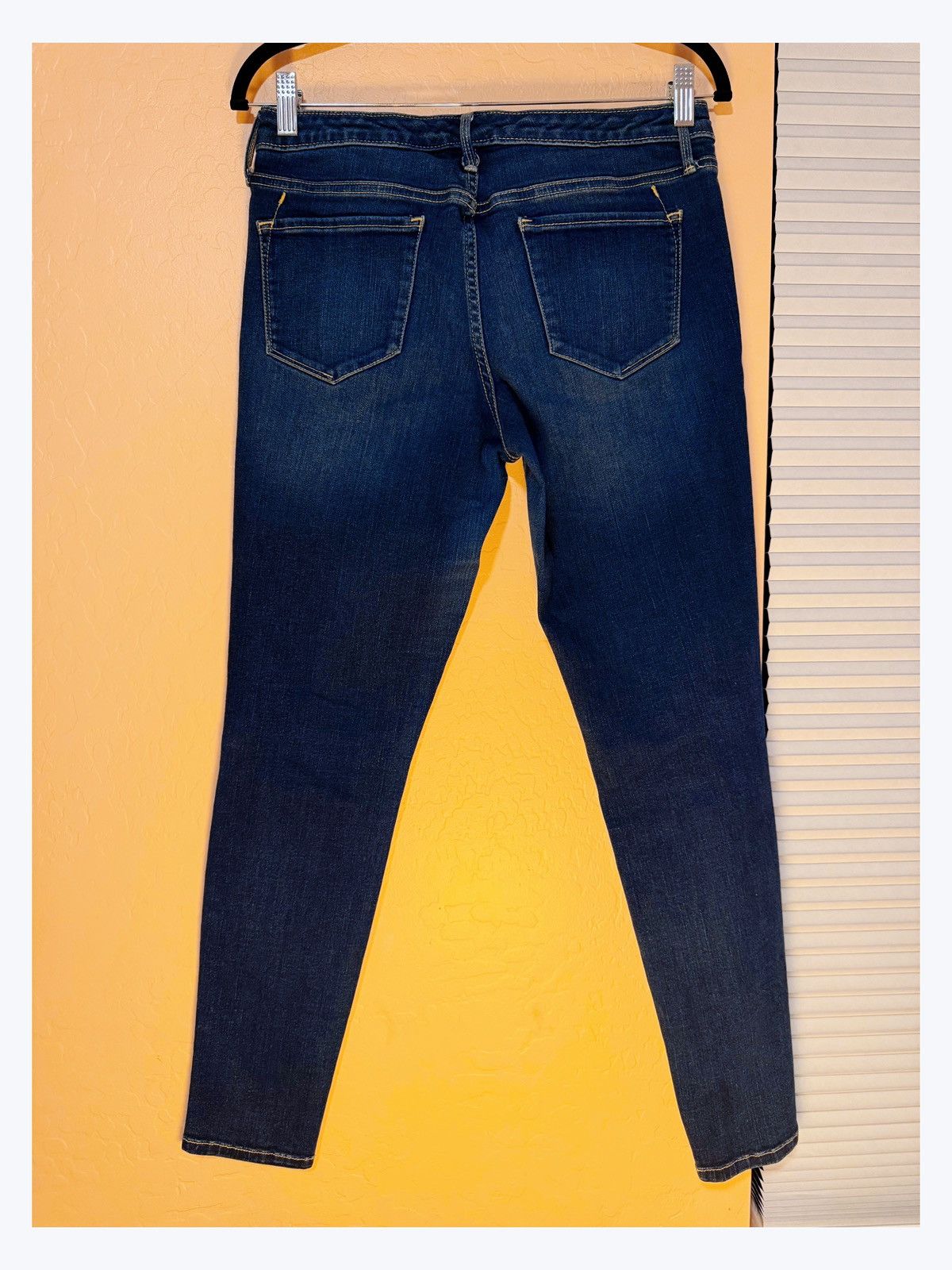 Mossimo Mossimo Mid-Rise Jeggings – Size M | Stretch Denim Comfort Size 30" / US 8 / IT 44 - 4 Thumbnail