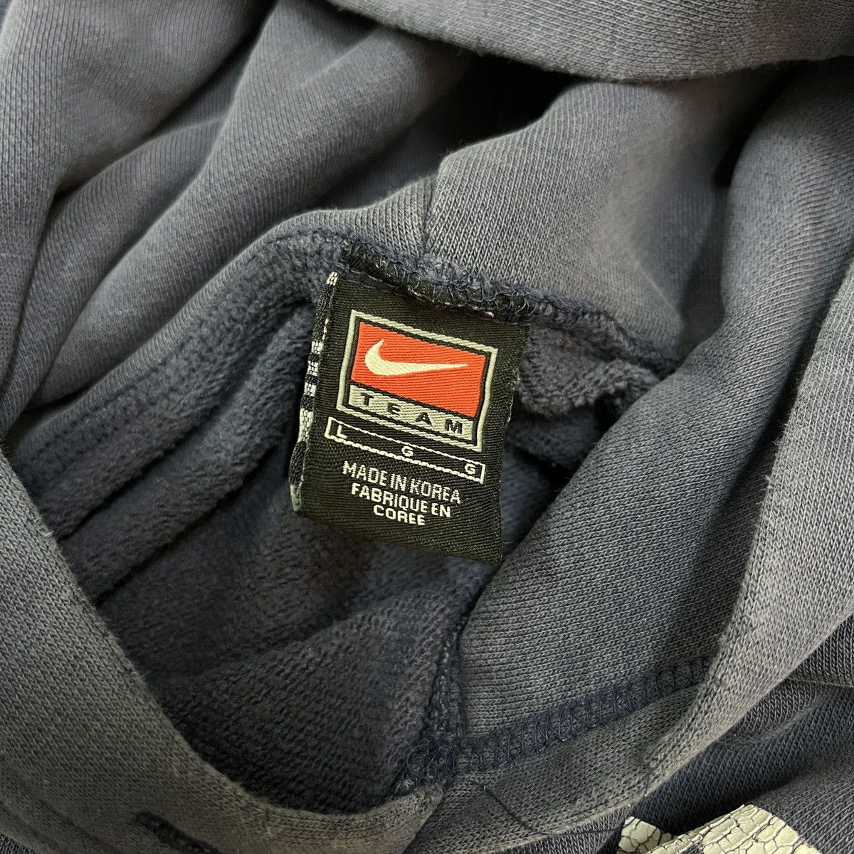 Nike × Vintage Vintage 90s Nike Team Centre Logo Hoodie Size US L / EU 52-54 / 3 - 8 Thumbnail
