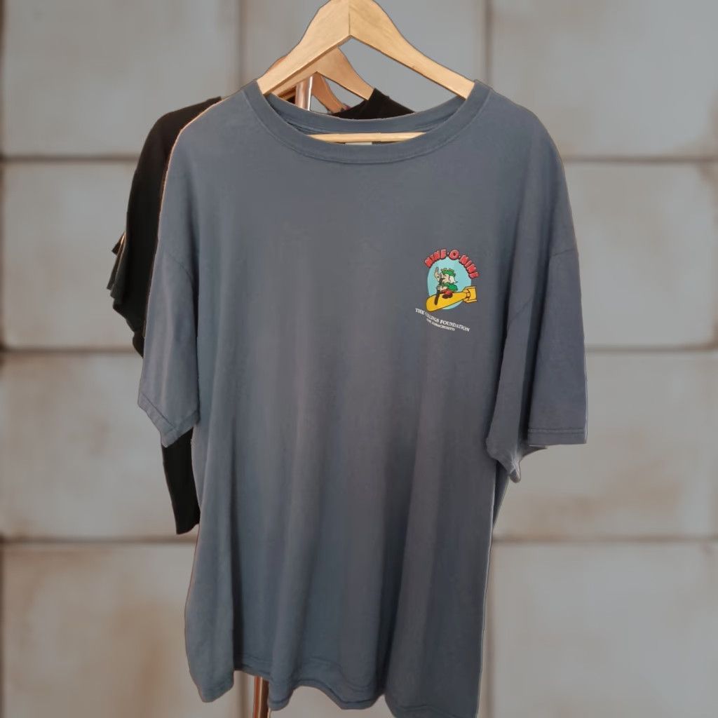 Anvil VINTAGE Collings Foundation Mass. Boeing B17 Aviation T-Shirt 2XL Men Blue Shirt Size US XXL / EU 58 / 5 - 1 Thumbnail