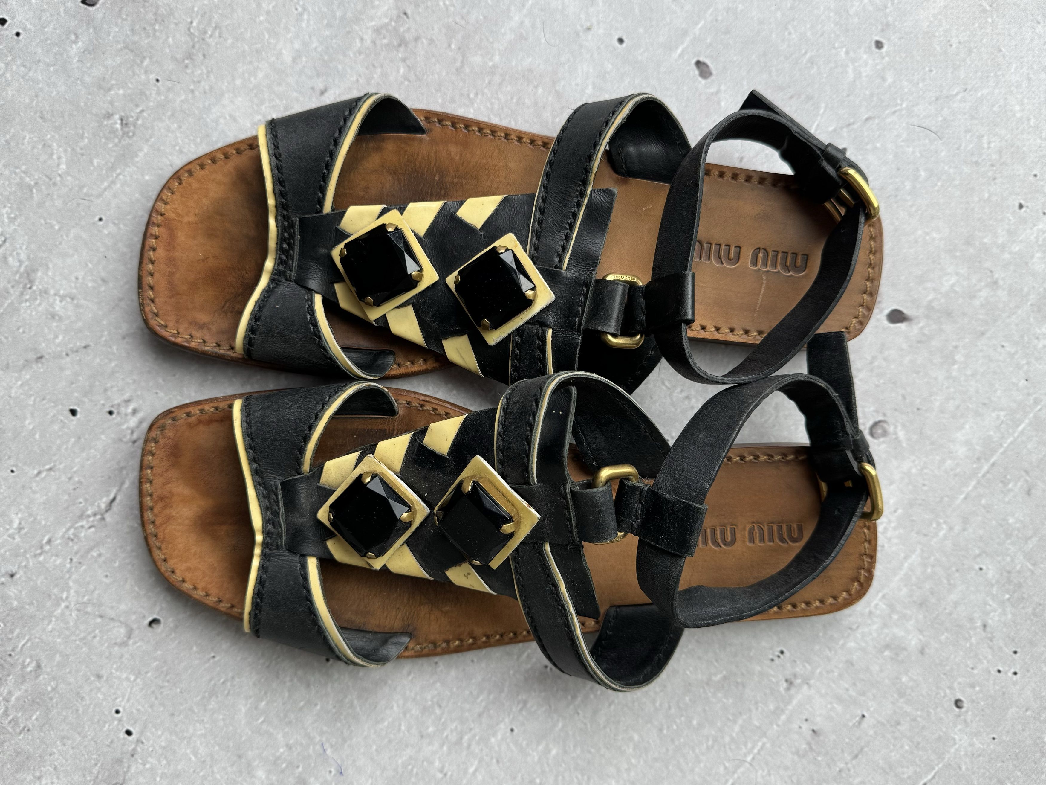Miu Miu Miu Miu Vintage Worn Sandals Size US 6.5 / IT 36.5 - 2 Thumbnail