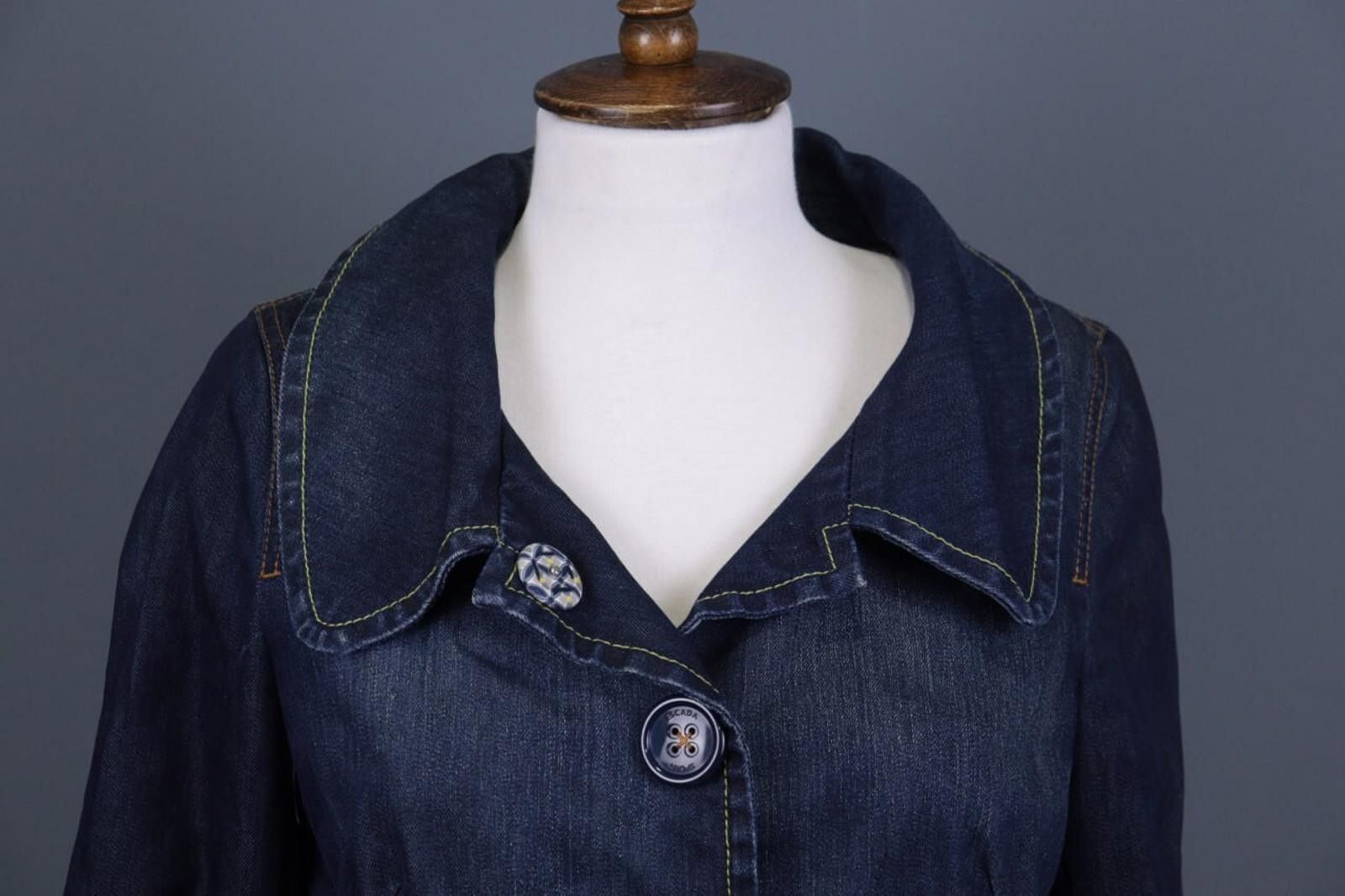 Escada Escada Blue Denim Three Button Blazer Jacket Size 36 Size M / US 6-8 / IT 42-44 - 2 Thumbnail