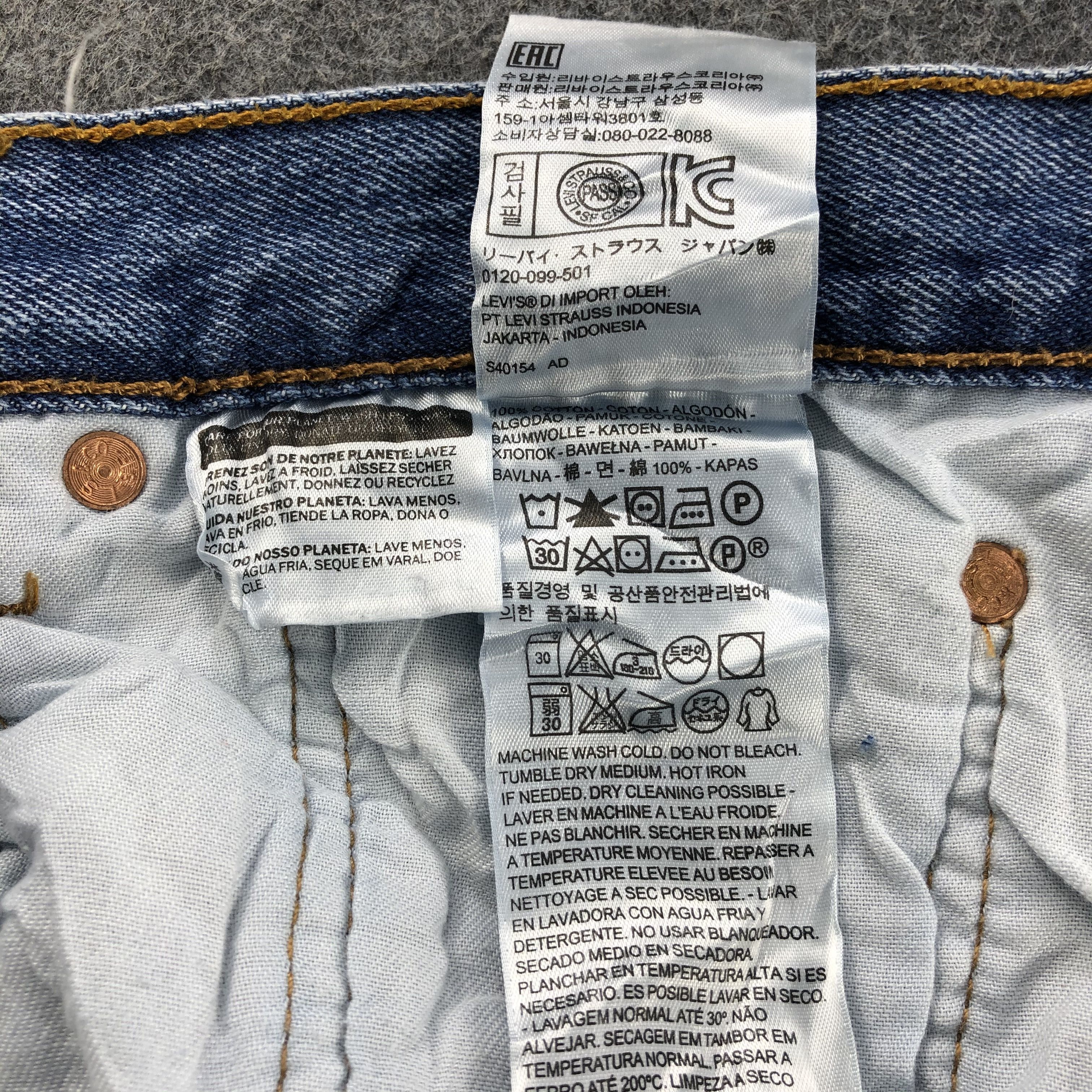 Levi's × Vintage Vintage Blue Wash Levis 501 Jeans-JM1733 Size US 37 - 11 Thumbnail