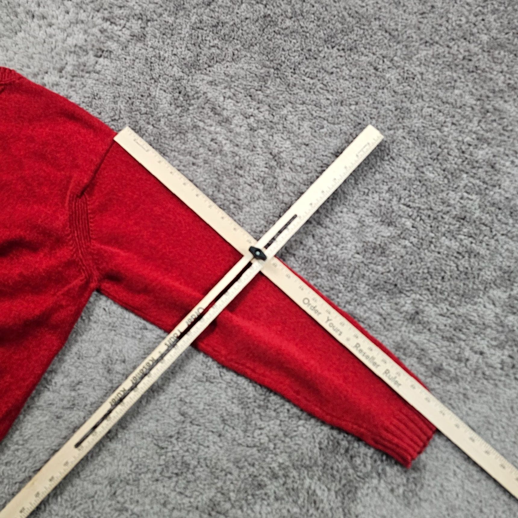 Tommy Hilfiger VINTAGE Tommy Hilfiger Sweater Mens Red Knit Pullover Crewneck Long Sleeve Logo Size US L / EU 52-54 / 3 - 7 Thumbnail