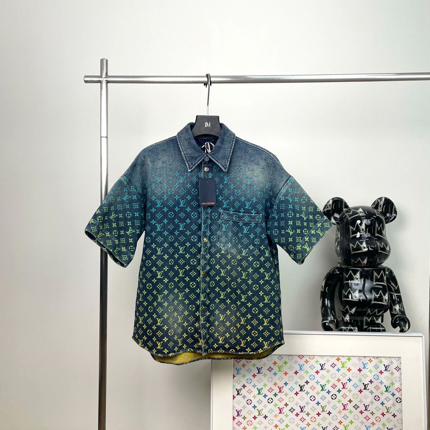 Louis Vuitton Louis Vuitton Retro Shirt s Men Size US S / EU 44-46 / 1 - 1 Thumbnail