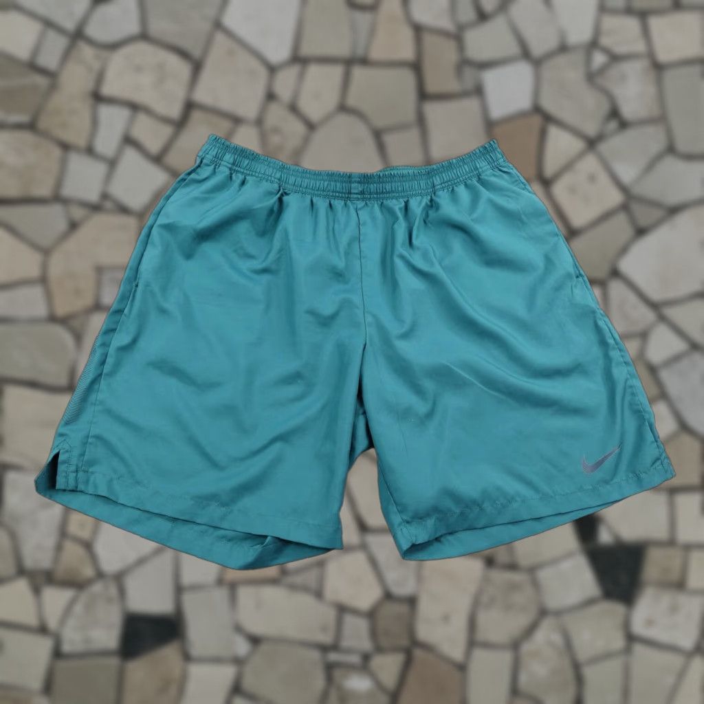Nike Nike Shorts Mens 2XL Green Dri Fit Performance Athletic Workout Gym Basketball Shorts Size US 39 - 1 Thumbnail