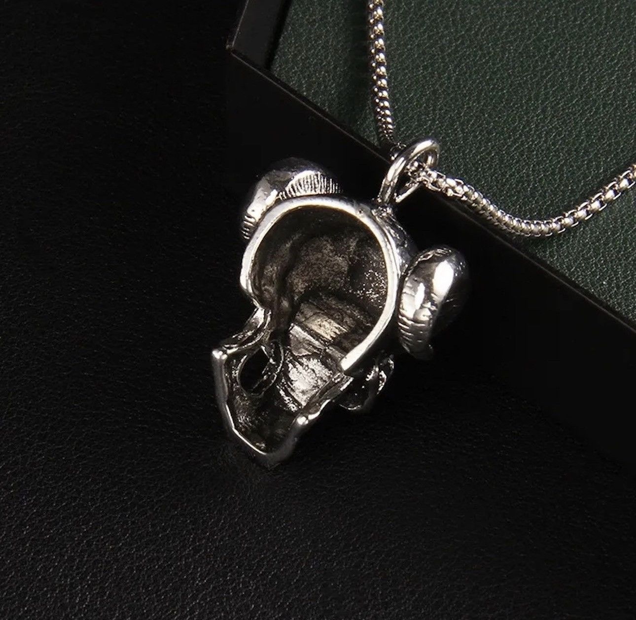 Other Horn skeleton necklace chain pendant Gothic Punk style Size ONE SIZE - 3 Thumbnail