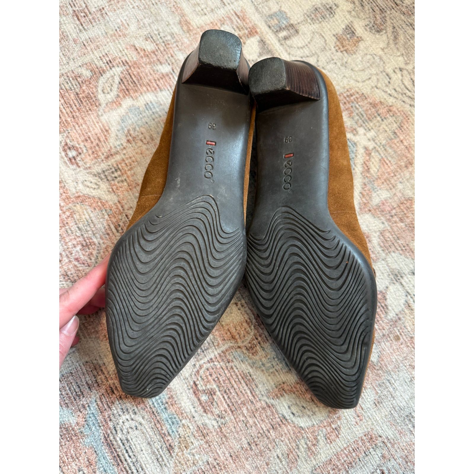 Ecco ECCO Brown Suede Leather Pump Heels w/Buckle Sz EU 39/ US 8 Size US 8 / IT 38 - 3 Thumbnail