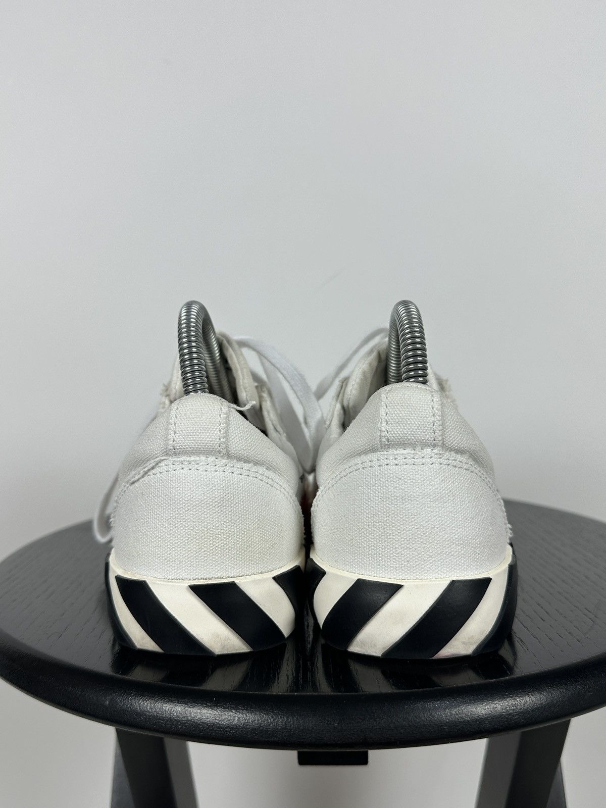 Off-White Off-White Vulcanized Virgil Abloh Low Top Sneakers Size US 7 / IT 37 - 10 Thumbnail
