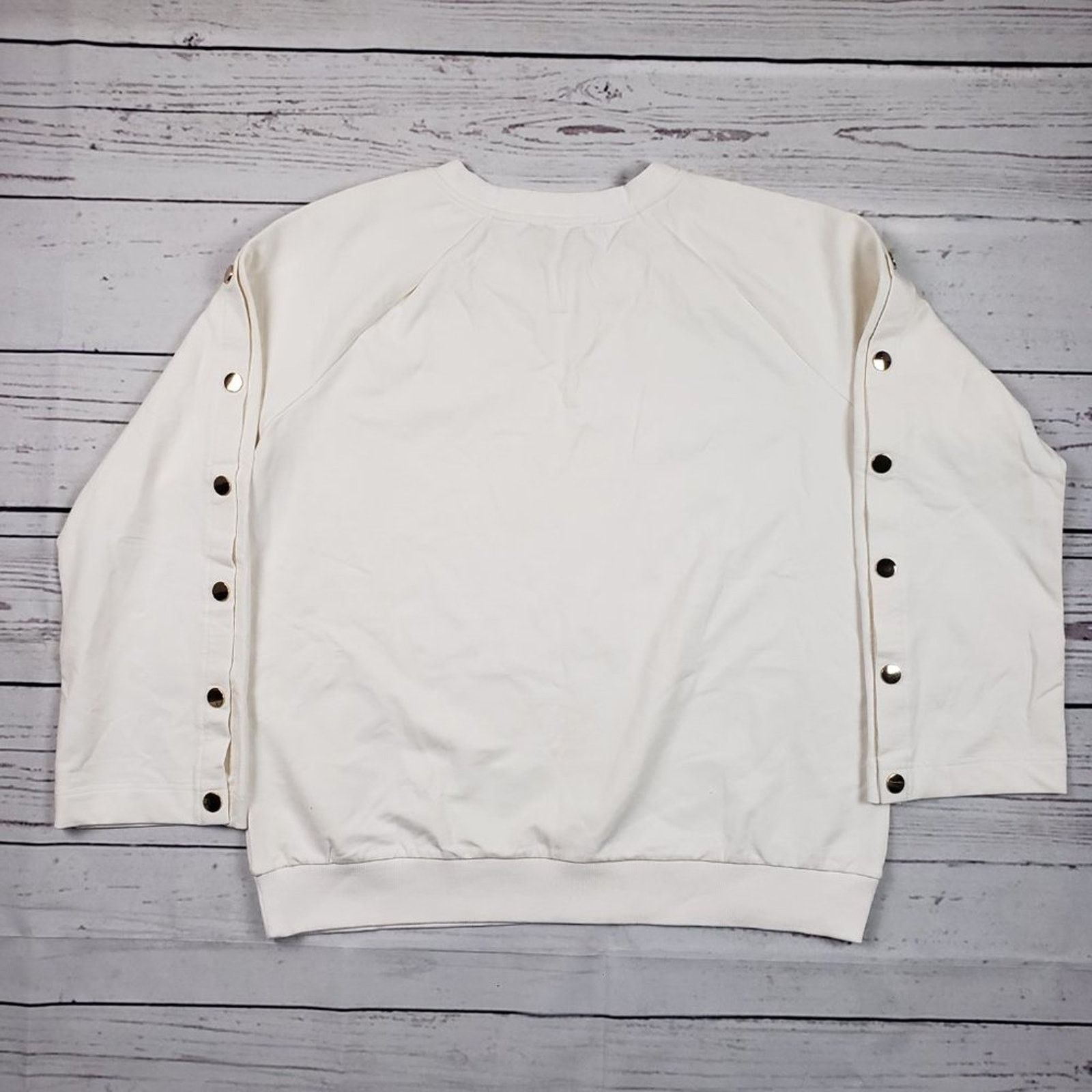 Other NWT Vertigo Ivory Snap Button Long Sleeve Pullover Top XL Size XL / US 12-14 / IT 48-50 - 9 Thumbnail