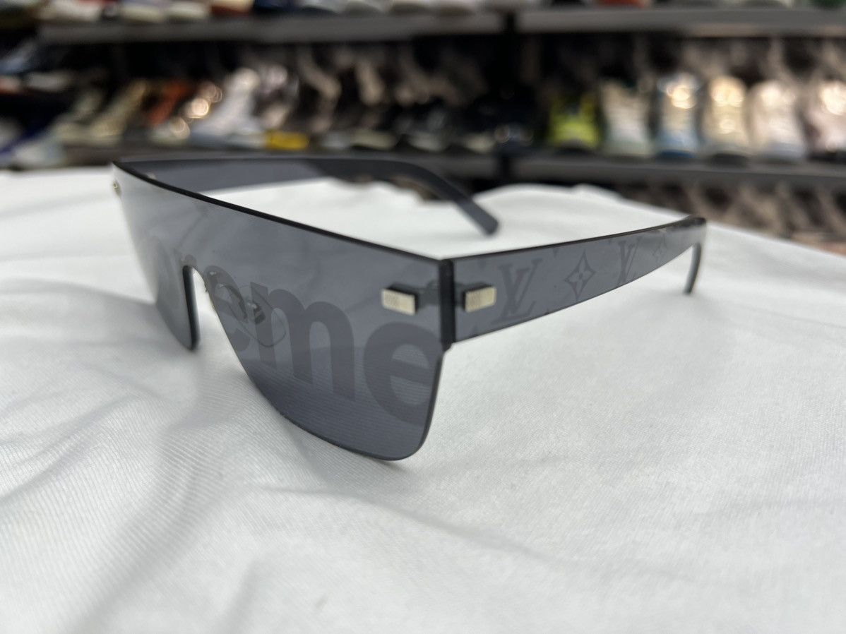 Louis Vuitton Louis Vuitton x Supreme Sunglasses Size ONE SIZE - 4 Thumbnail