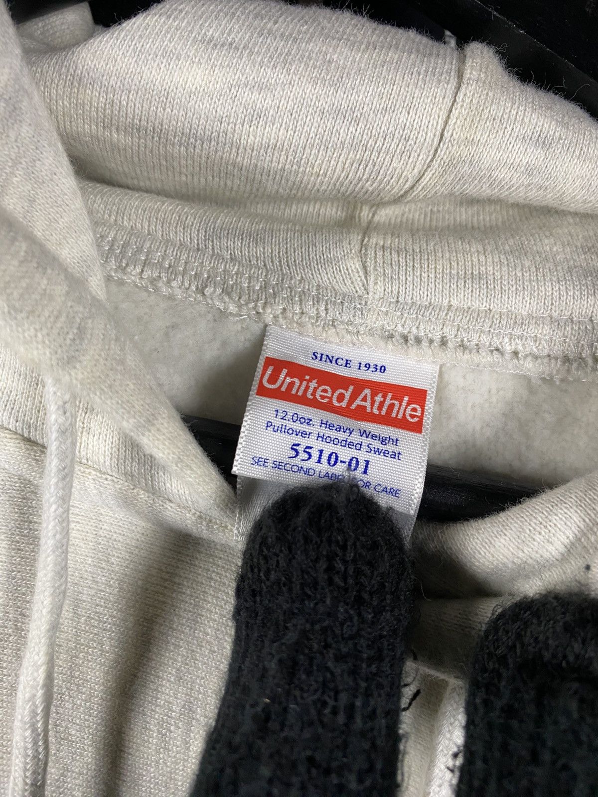 Vintage United Athle Grey Graphic Pullover Hoodie Heavyweight Size US L / EU 52-54 / 3 - 7 Thumbnail