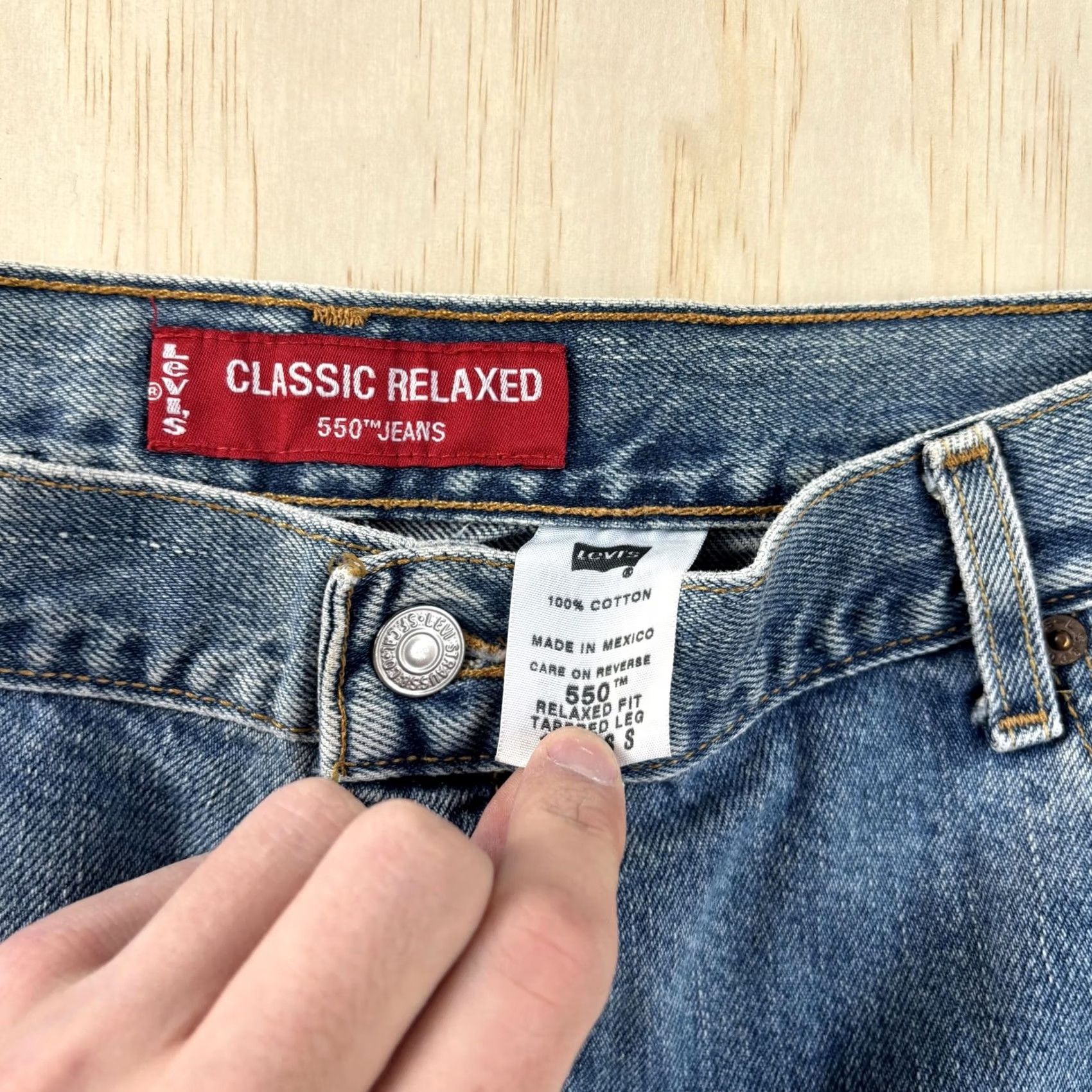 Levi's Levi's 550 Jeans Mens 33x27 Blue Medium Wash Denim Relaxed Tapered Leg Pants Size US 33 - 2 Thumbnail