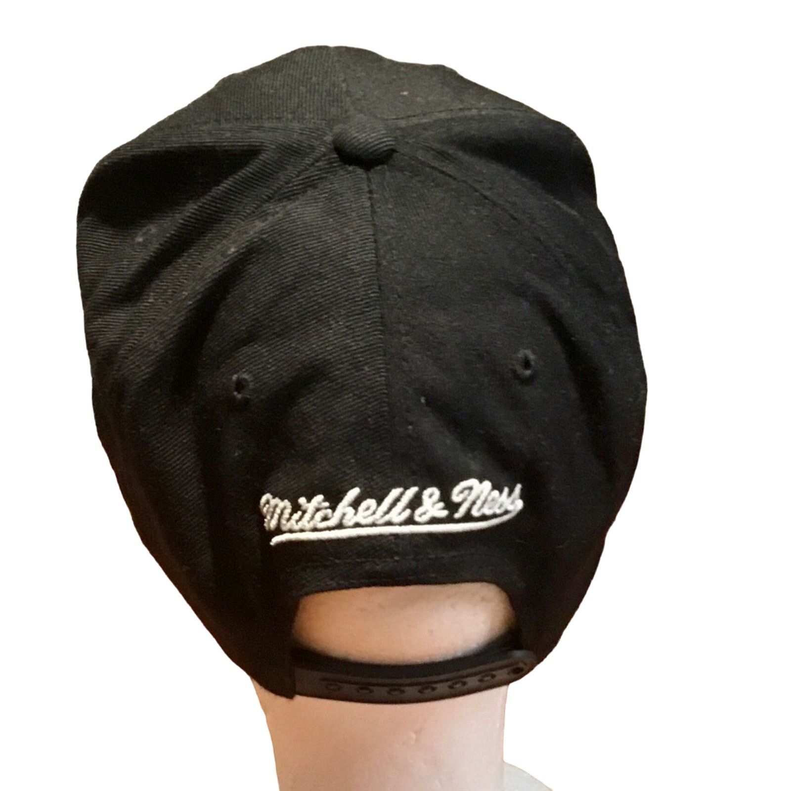 Mitchell & Ness Mitchell & Ness Chicago Bulls Adjustable Snapback Size ONE SIZE - 5 Thumbnail