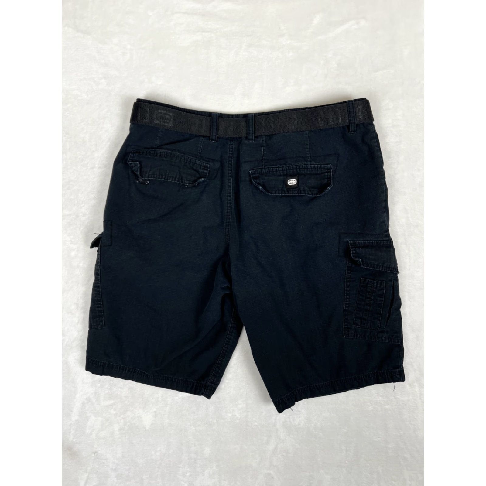 Ecko Unltd. VINTAGE Ecko Unltd. Cargo Shorts Black Size 36 Belted Cargo Pocket Men Regular 11in Inseam Size US 36 / EU 52 - 6 Thumbnail