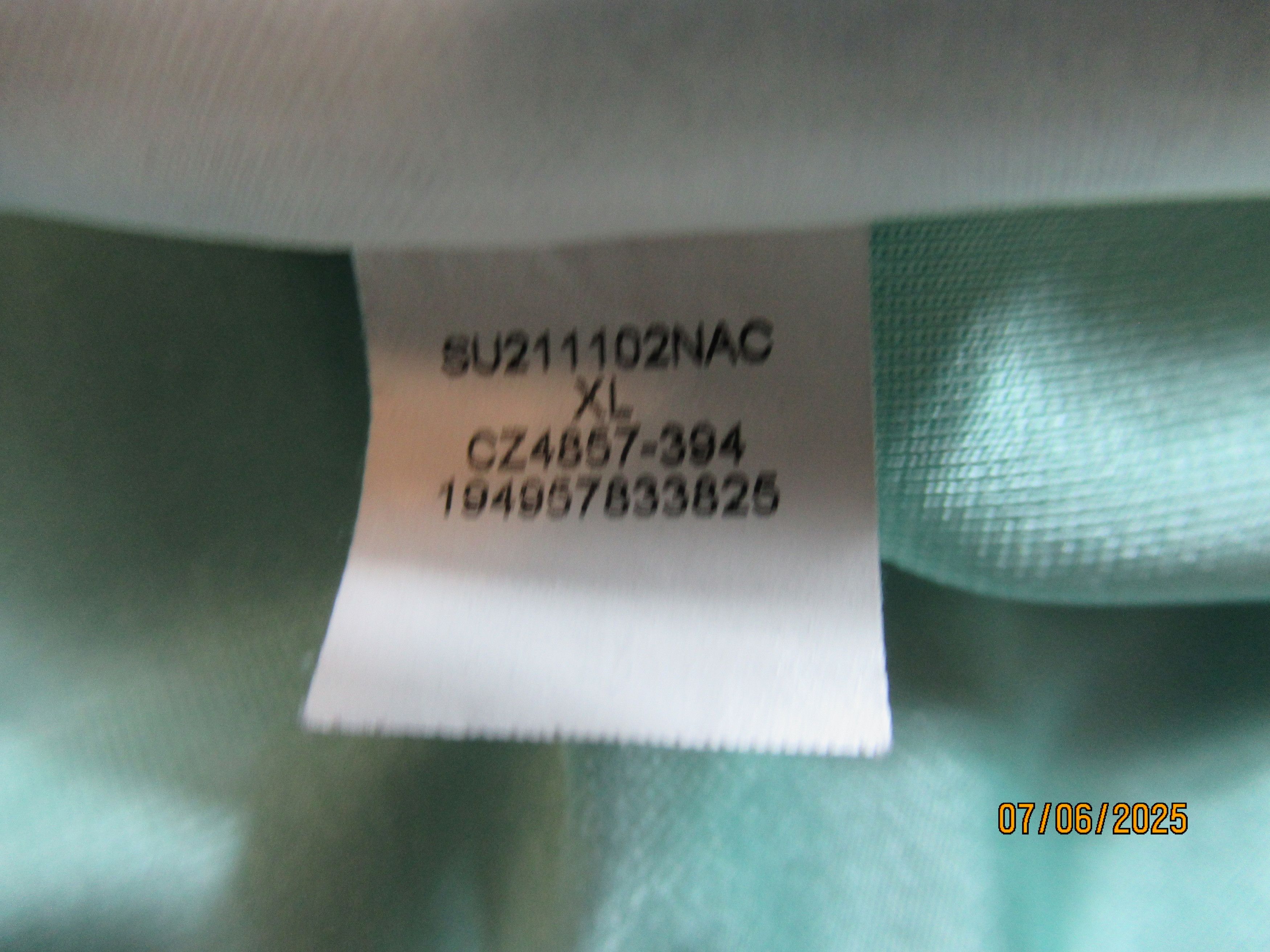 Jordan Brand Air Jordan Jumpman silver/green jersey Size US XL / EU 56 / 4 - 8 Thumbnail