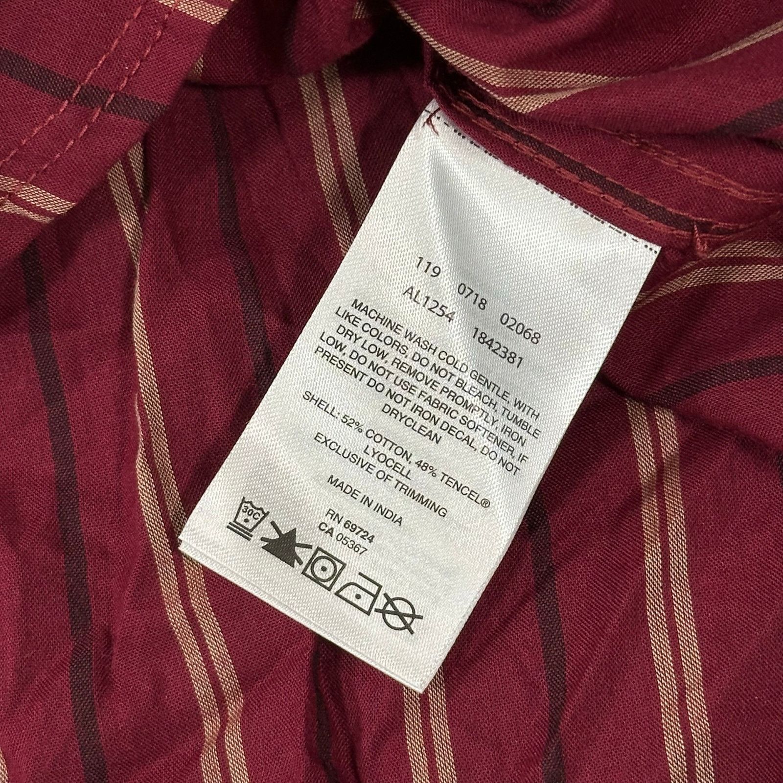 Columbia Columbia Vertical Stripe Button Down Long Sleeve Shirt Size L / US 10 / IT 46 - 6 Thumbnail