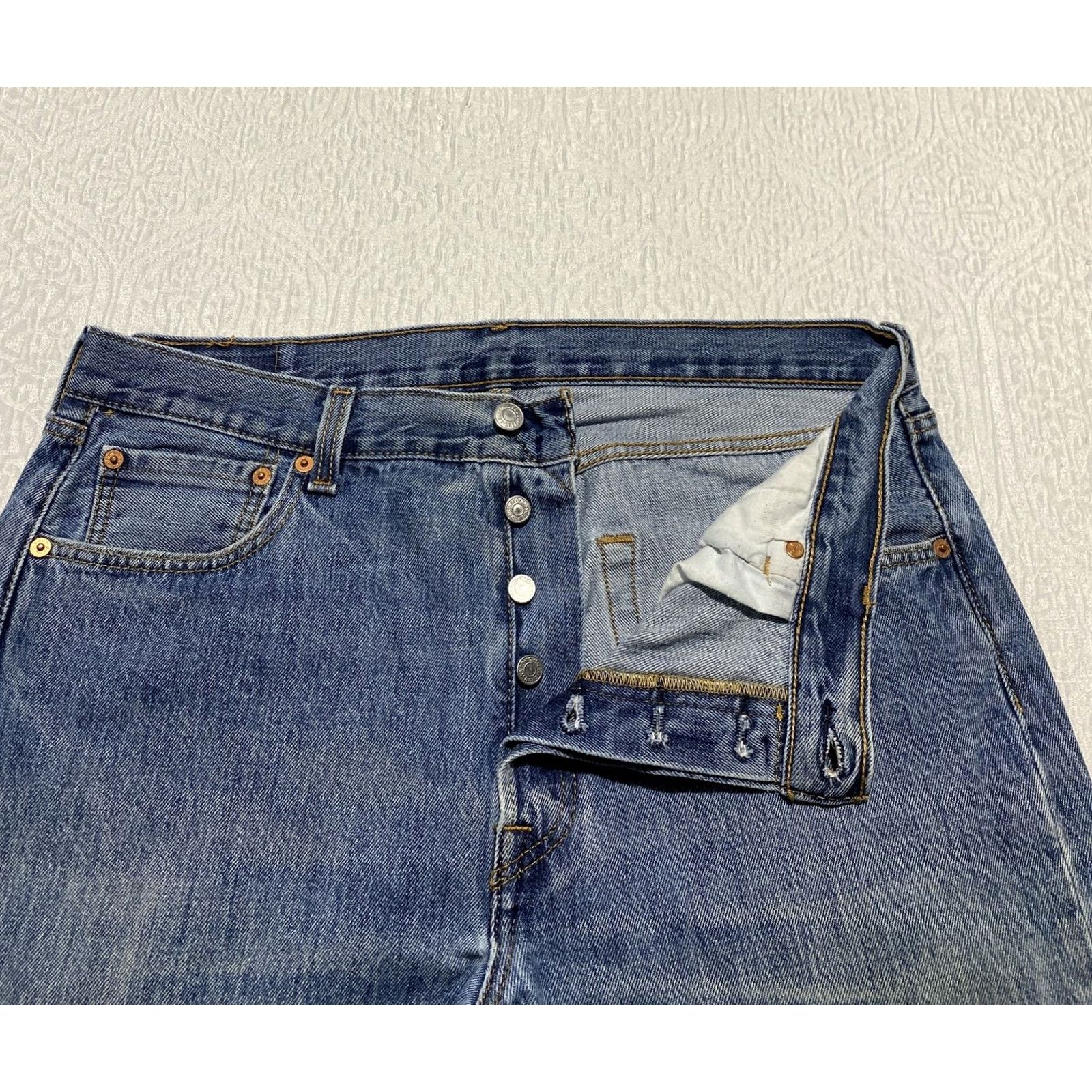 Levi's Levi's 501 Jeans Mens 36x29 Blue Denim Button Fly Straight Leg Classic Fit Size US 36 / EU 52 - 4 Thumbnail