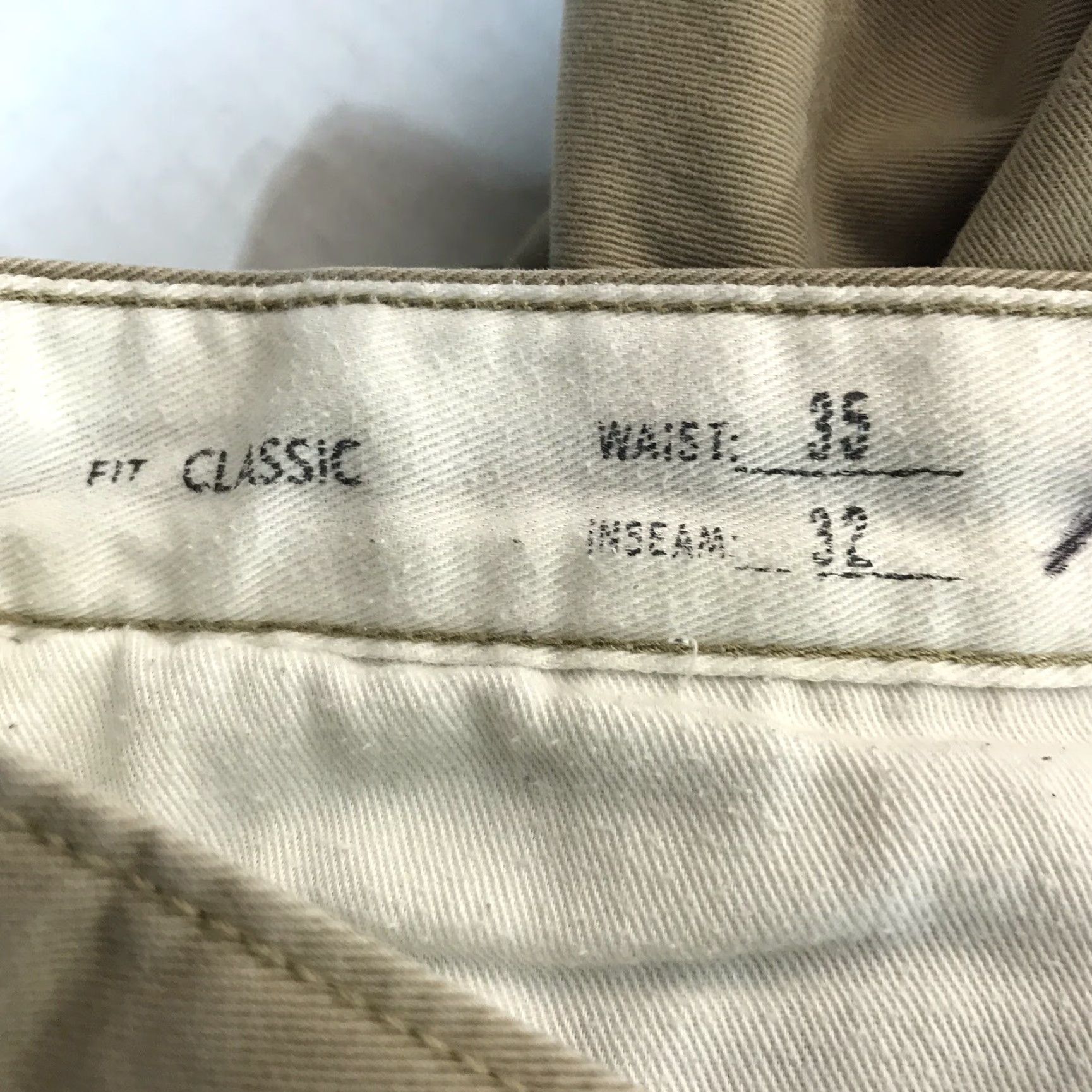 Eddie Bauer Eddie Bauer Classic Fit Khaki Pants Mens 35x29 Beige Casual Workwear Size US 35 - 5 Thumbnail