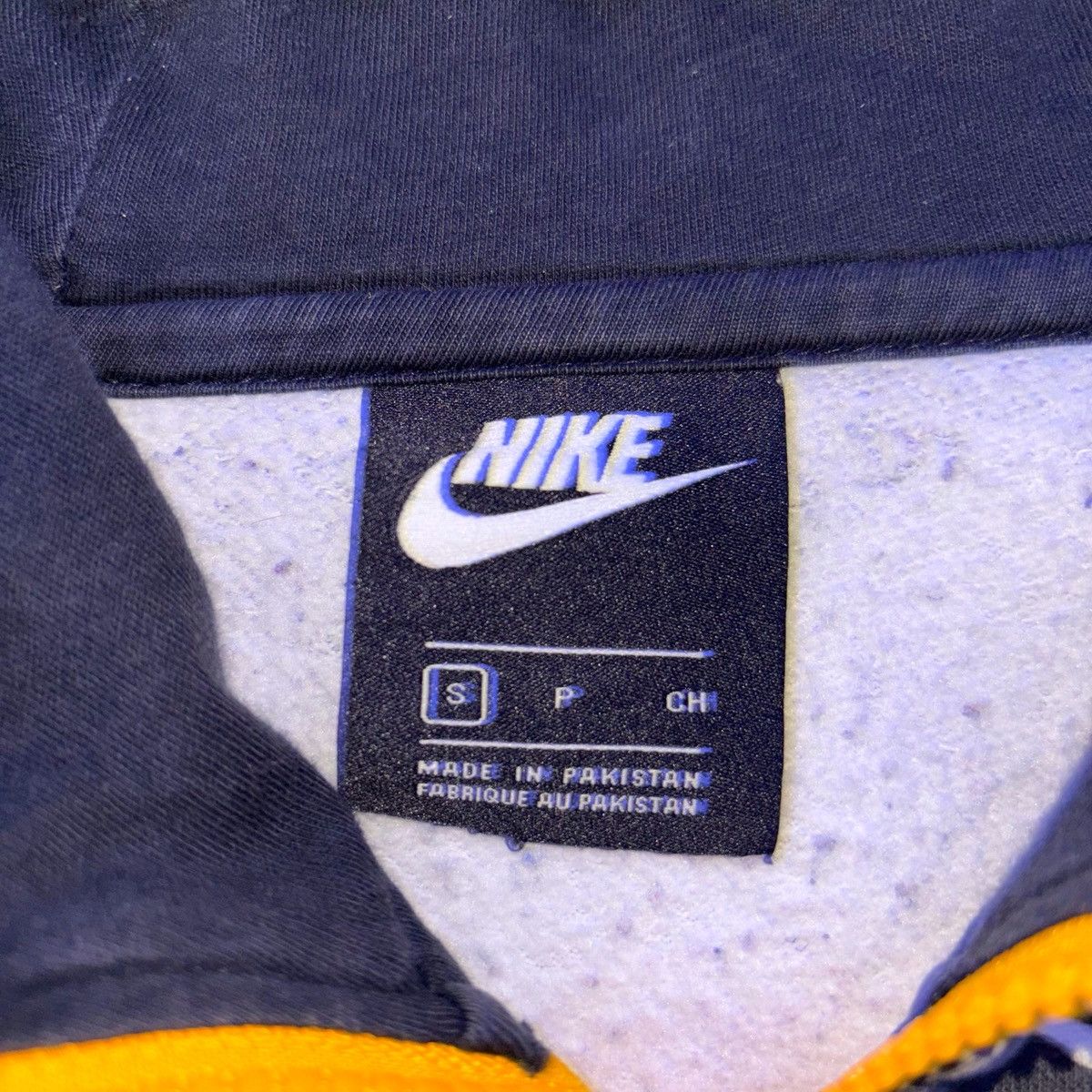 Nike Nike Graphic Hoodie Size S Size US S / EU 44-46 / 1 - 3 Thumbnail