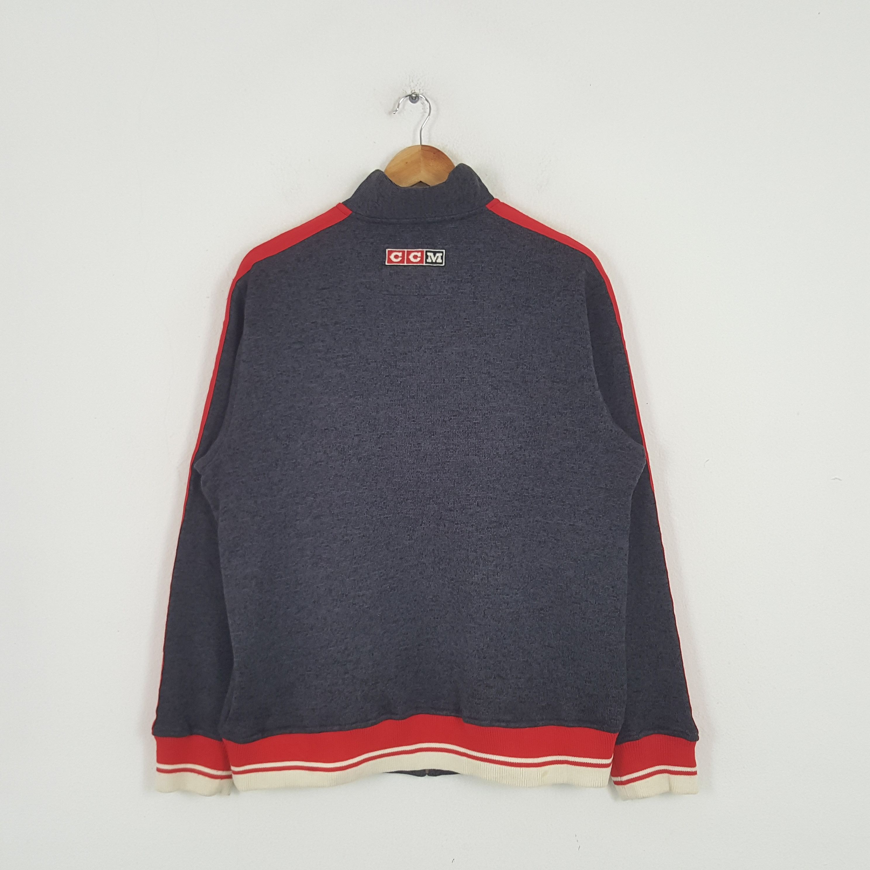 Ccm × NHL × Vintage Vintage CCM Detroit Red Wings American Hockey Team Sweater Size US L / EU 52-54 / 3 - 3 Thumbnail