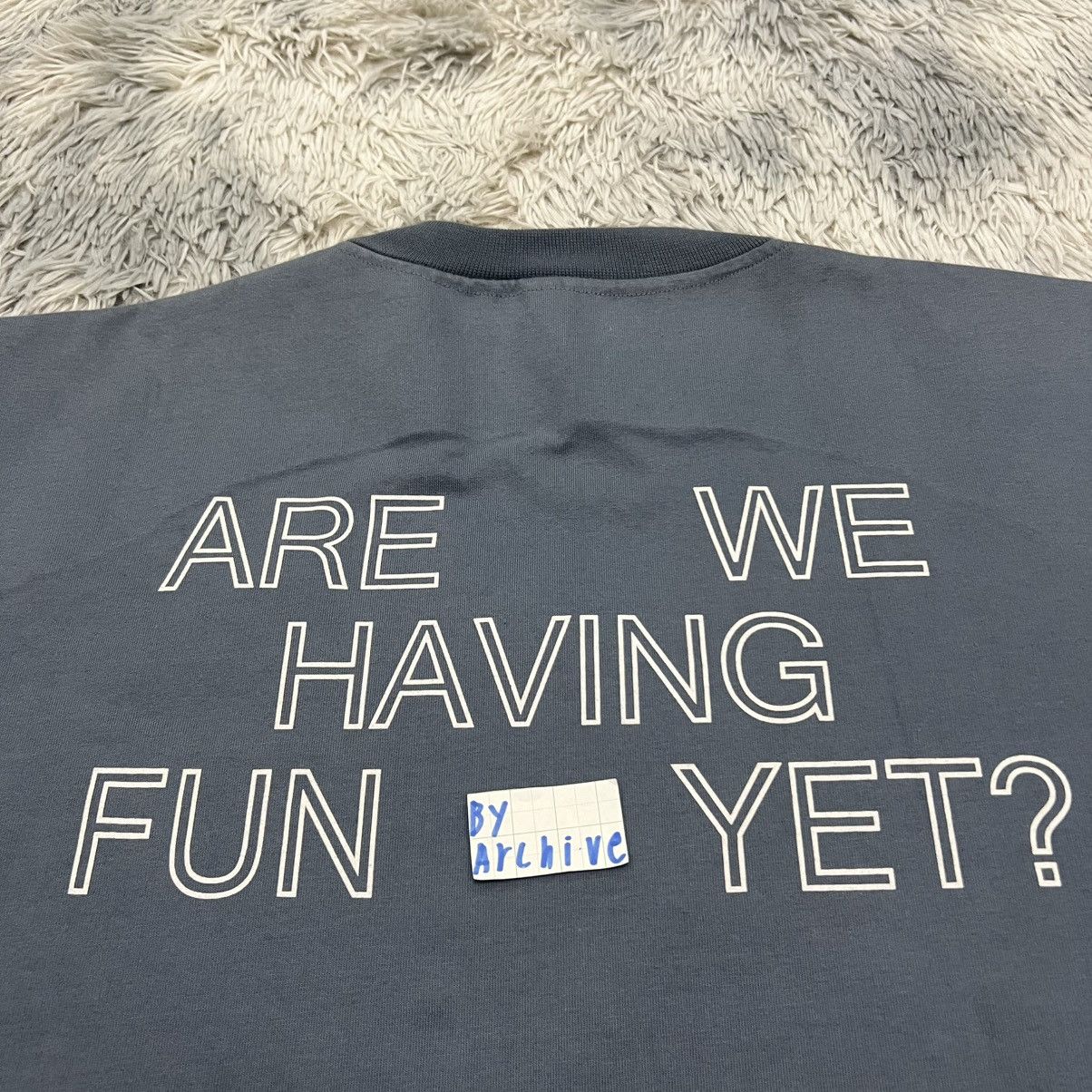 Vetements Vetements AW17 Padded Shoulder Slogan T-Shirt Size US M / EU 48-50 / 2 - 9 Thumbnail