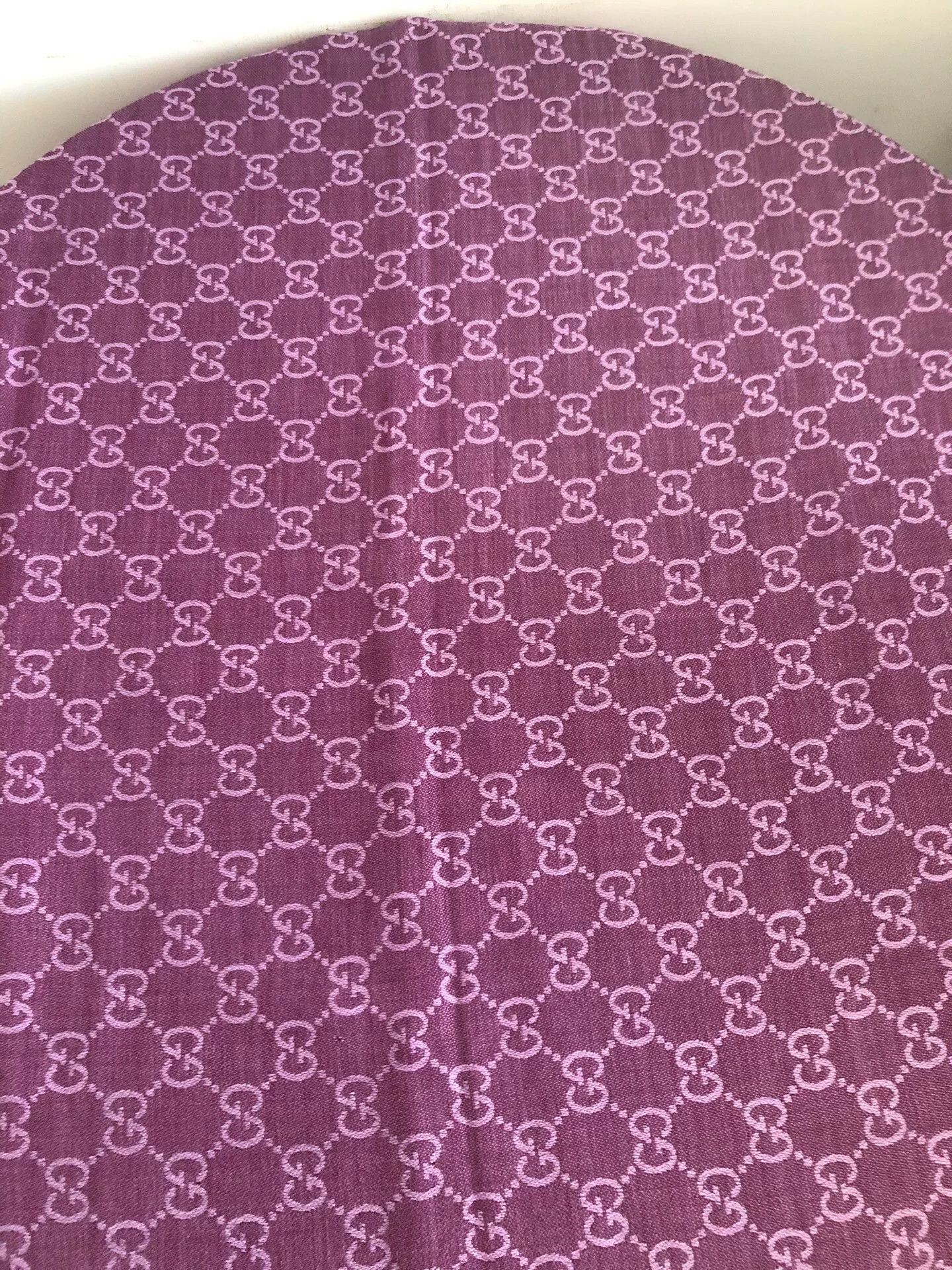 Gucci Gucci Cashmere Silk Scarf in Purple Size ONE SIZE - 1 Thumbnail
