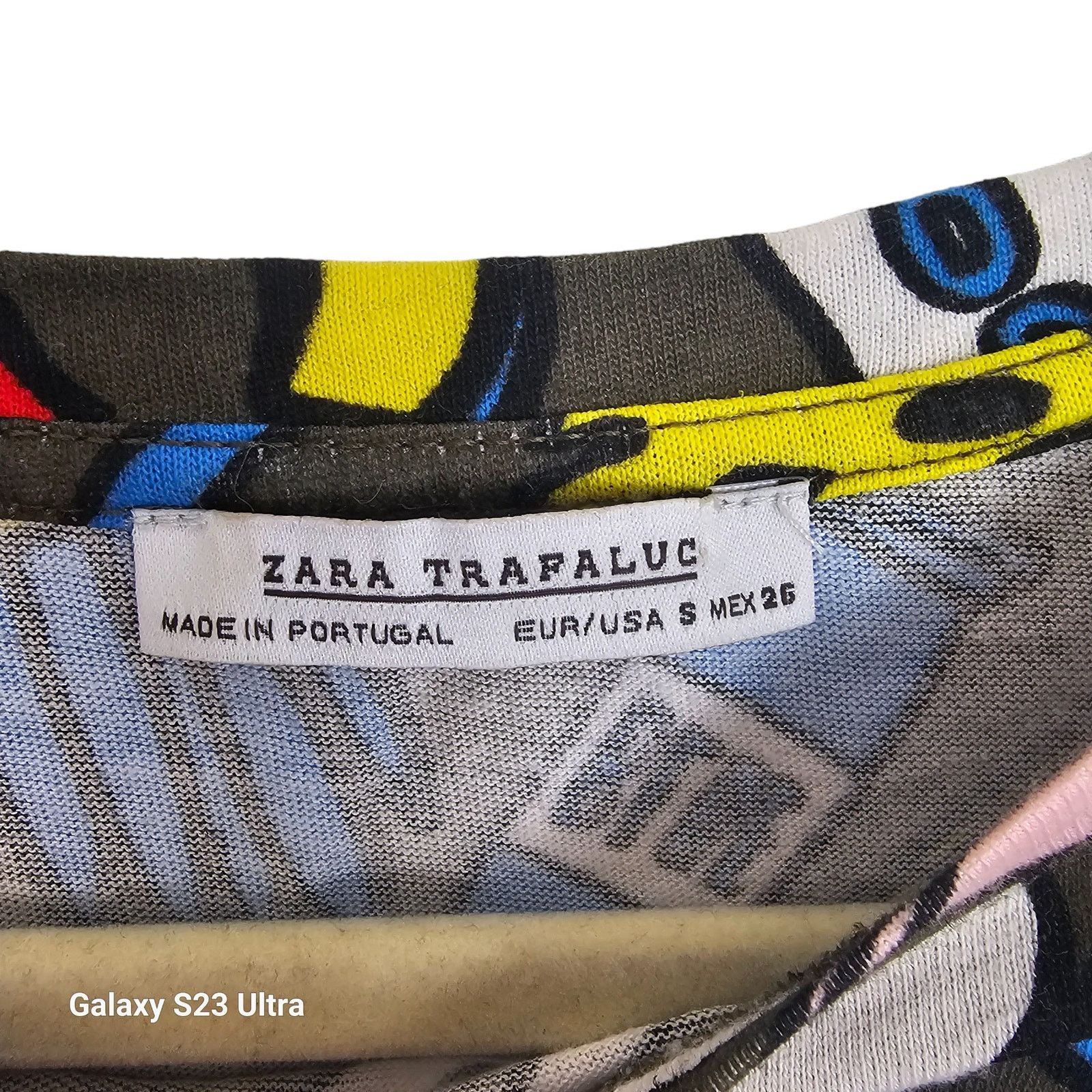 Zara Zara Womens All Over Print Crop Top Graphic Tee Size S Size S / US 4 / IT 40 - 3 Thumbnail