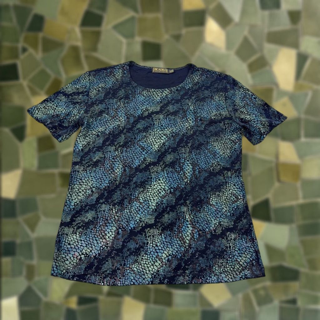 Vintage Picadilly Fashions Shirt Womens Small Blue Abstract Snakeskin Print Top Size S / US 4 / IT 40 - 1 Thumbnail