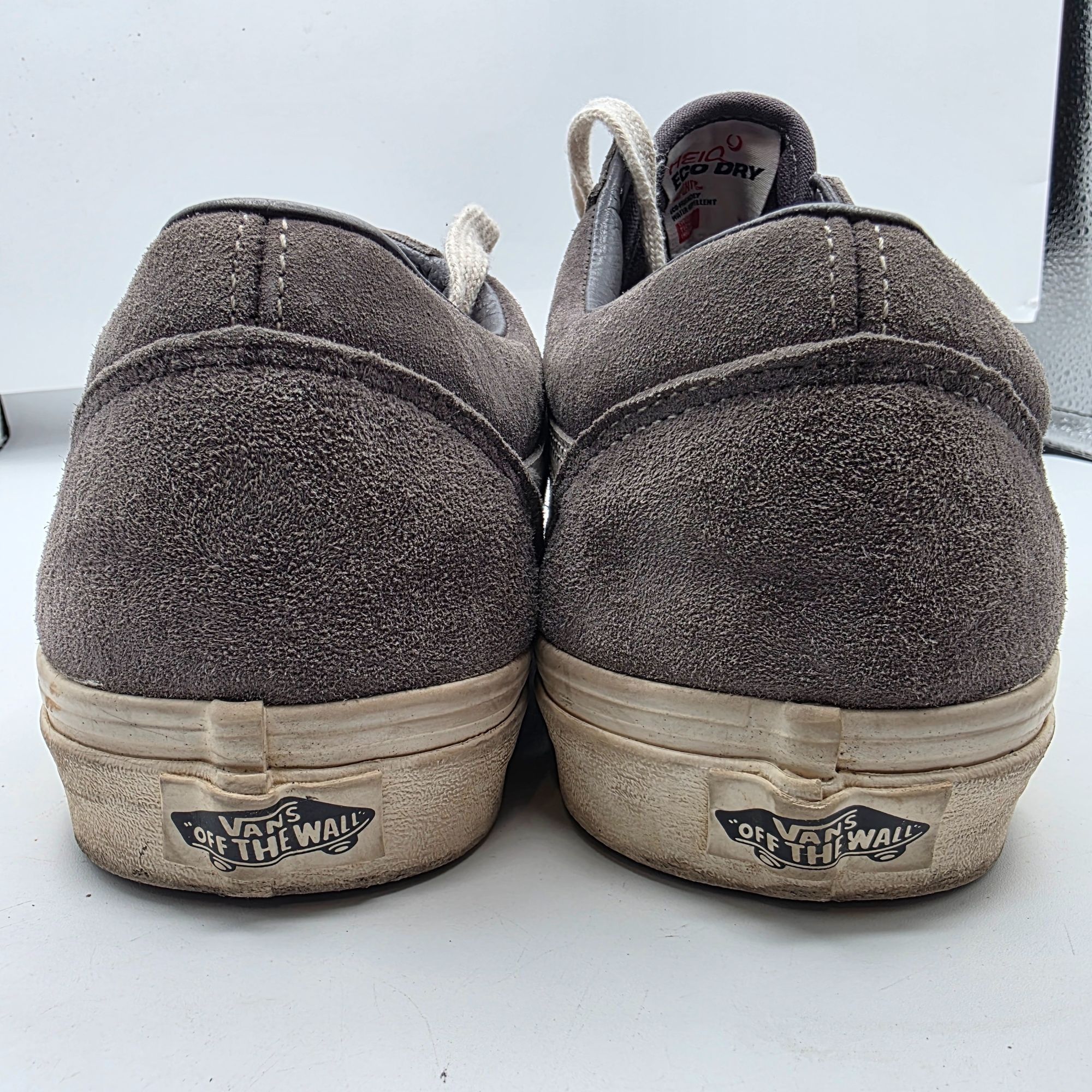 Vans Vans Old Skool Pig Suede Mens Size 10 Gray Skate Shoes Walki Size US 10 / EU 43 - 5 Thumbnail