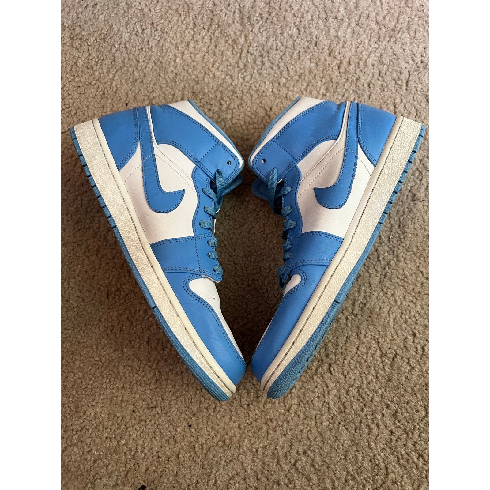 Jordan Brand Jordan 1 UNC Size 11 Size US 11 / EU 44 - 2 Thumbnail