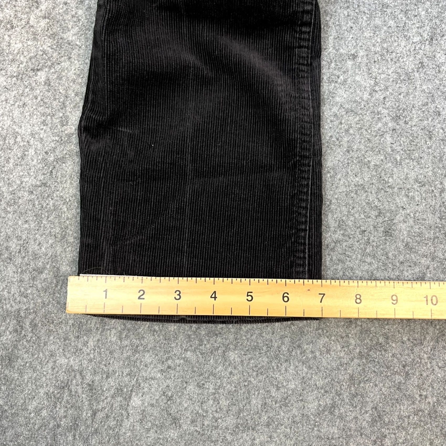 Levi's VINTAGE Levi's Corduroy Jeans Regular Straight 28 32 UK 8 Dark Black 80s Mens Jeans Size US 28 / EU 44 - 3 Thumbnail