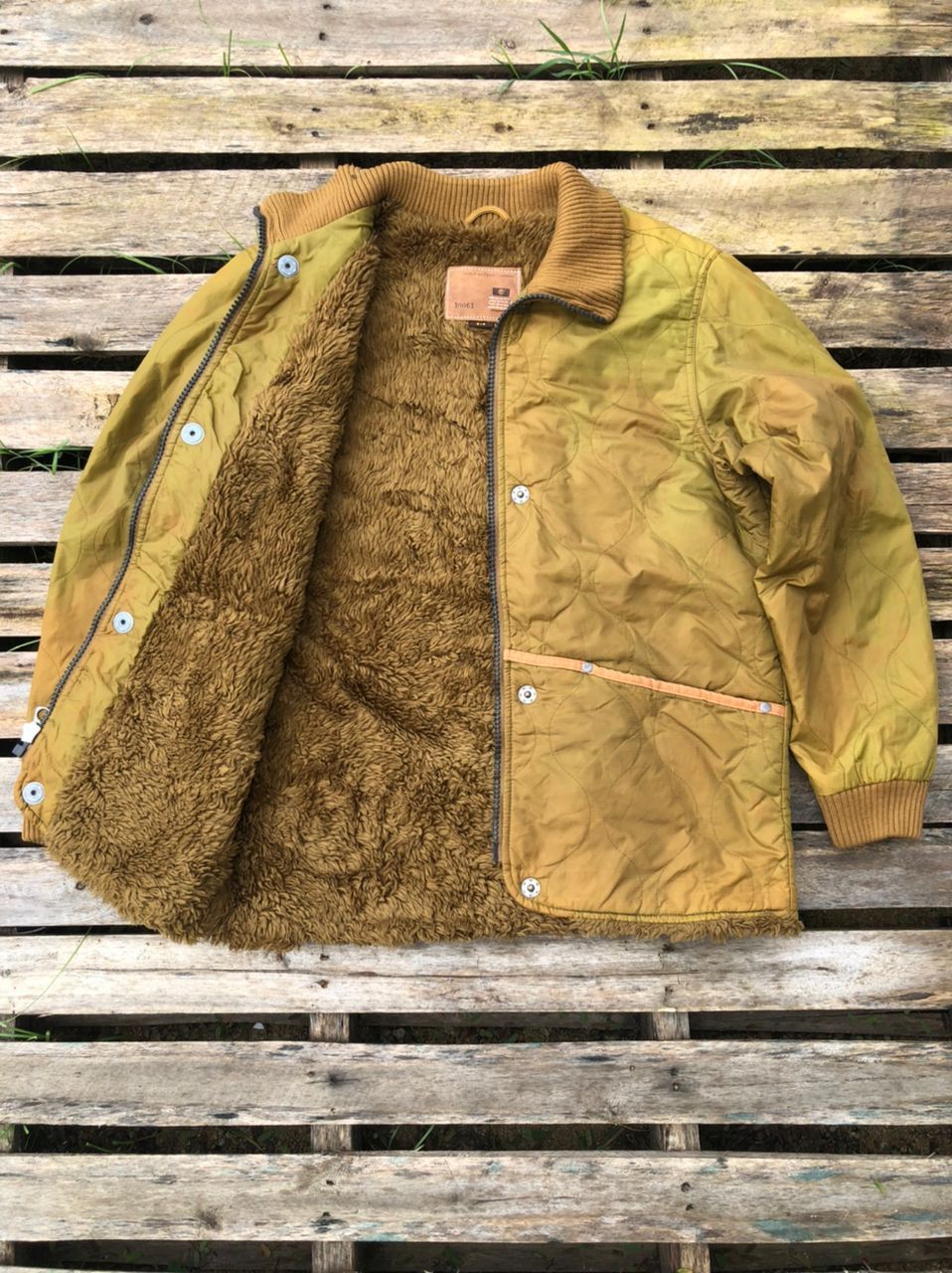 Timberland × Vintage Vintage Timberland Quilted Sherpa Jacket Faded Size US M / EU 48-50 / 2 - 1 Thumbnail