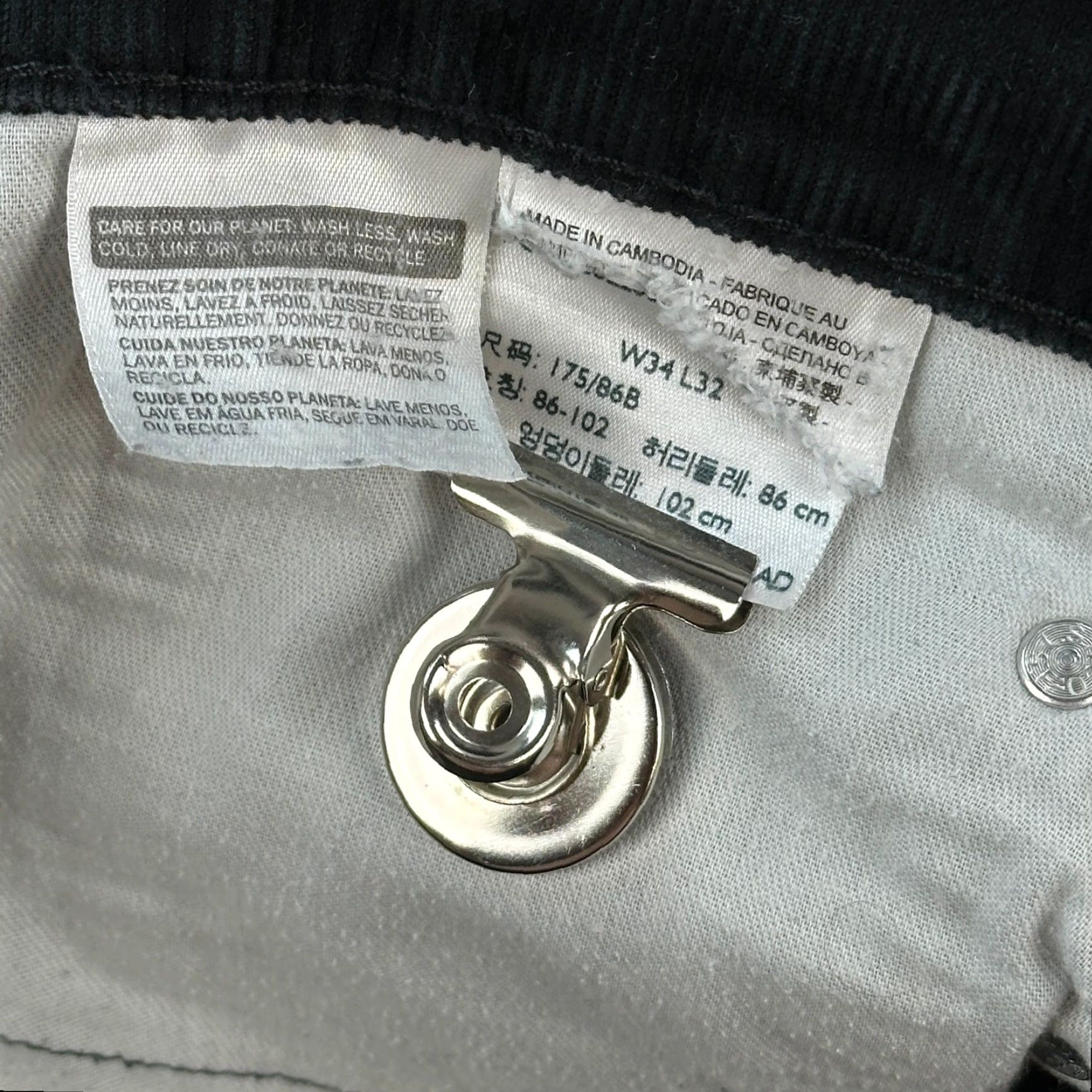 Levi's Levi's 514 Pants Mens 34x32 Black Corduroy Straight Fit Grunge Casual Skate 90s USA Vintage Mens Jeans Size US 34 / EU 50 - 7 Thumbnail
