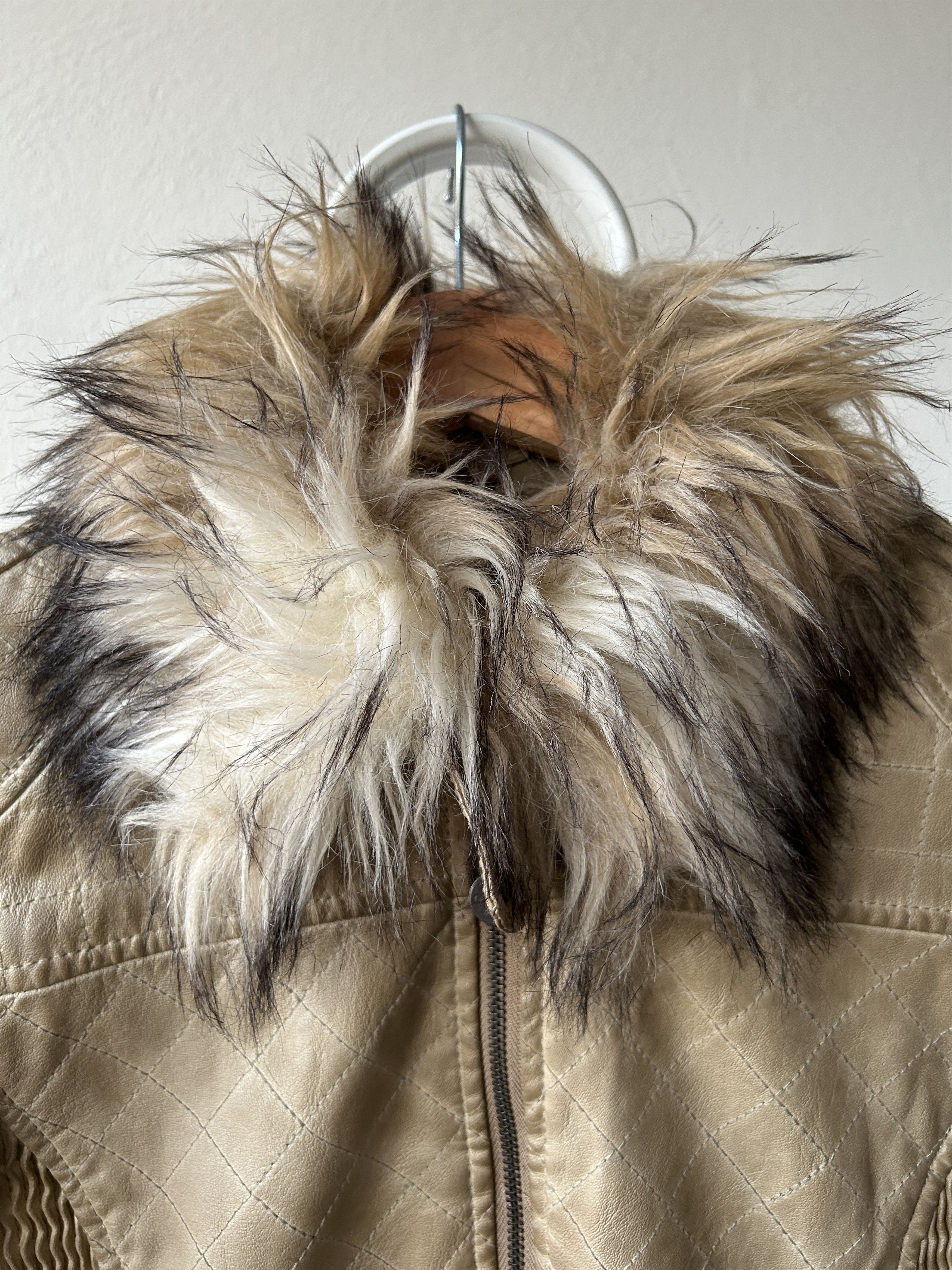 Guess Guess faux leather and faux fur biker jacket Size XS / US 0-2 / IT 36-38 - 4 Thumbnail