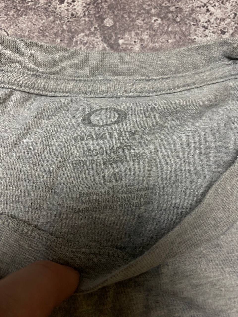 Oakley × Vintage Vintage Oakley T-Shirt Big Logo Size US L / EU 52-54 / 3 - 5 Thumbnail