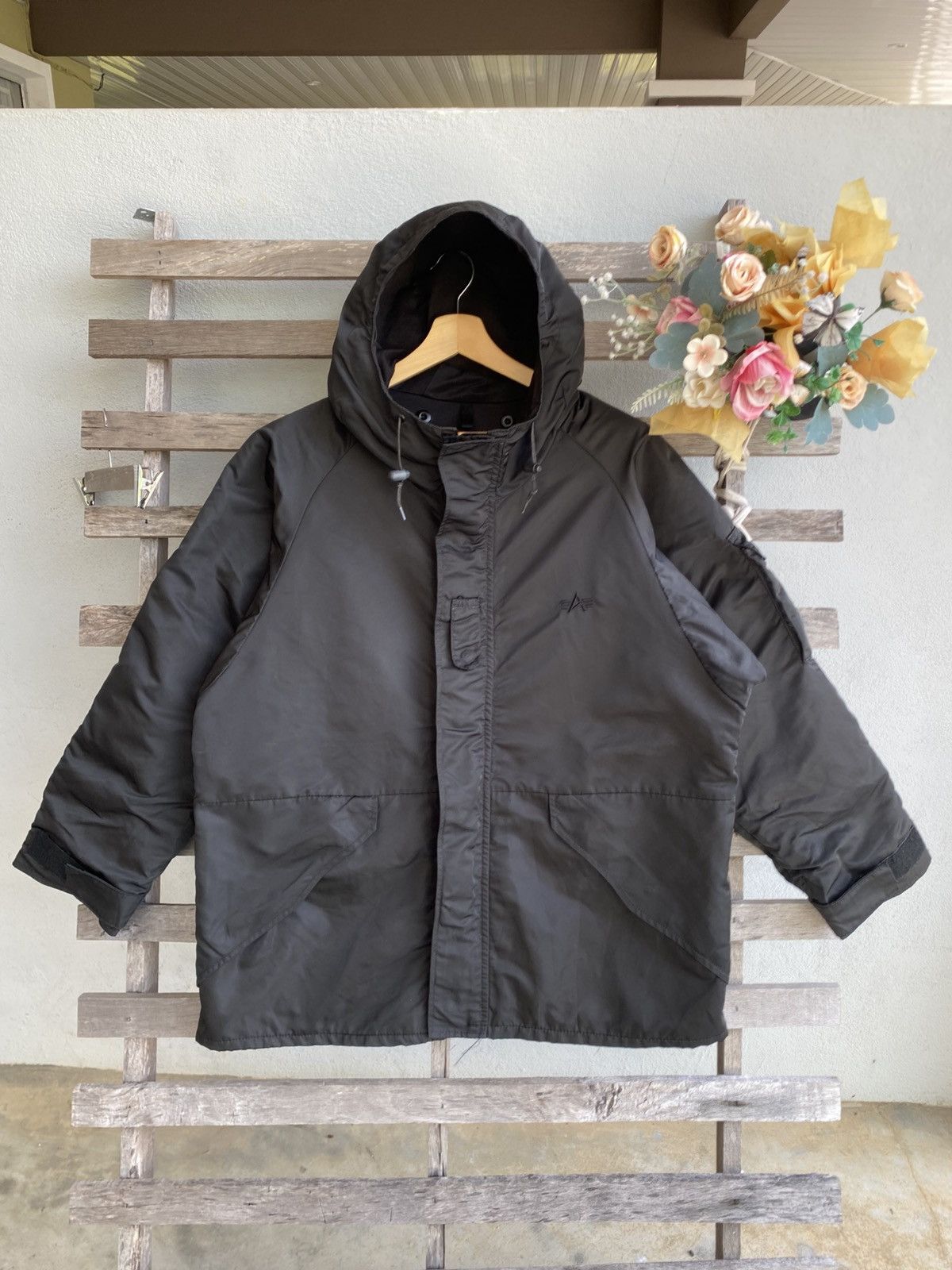Alpha Industries Alpha Industries Hooded Puffer Jacket Minimal Logo, Boxy Fit Size US XL / EU 56 / 4 - 3 Thumbnail
