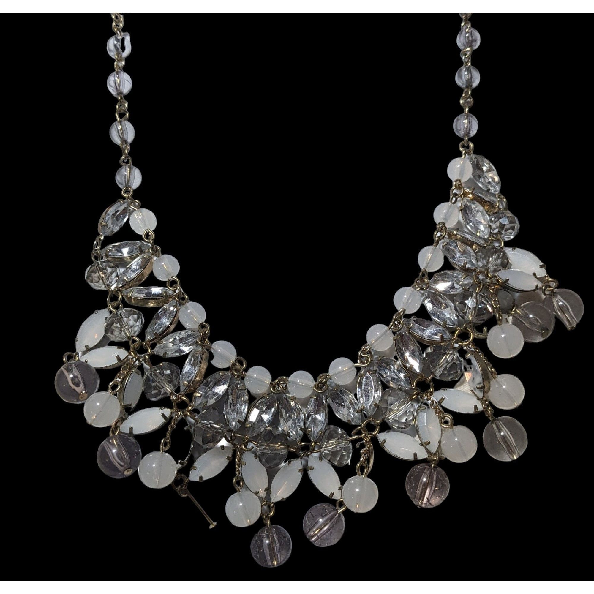 Other Elegant White And Silver Beaded Gem Bib Necklace Size ONE SIZE - 2 Thumbnail