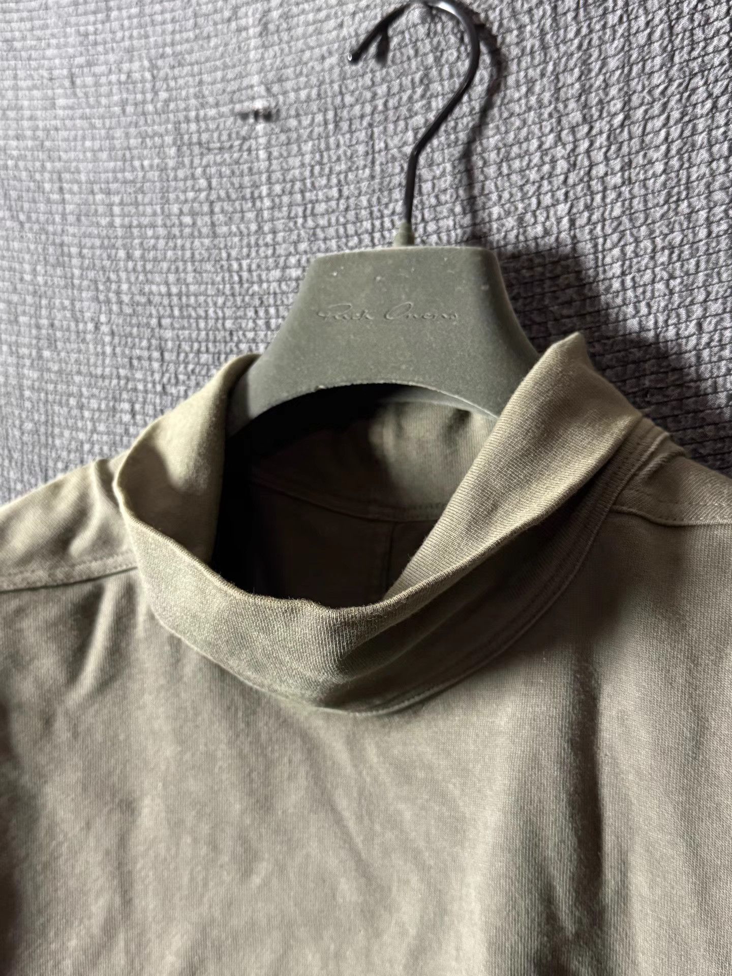 Rick Owens Rick Owens 18FW mainline mock neck long-sleeve shirt Size US S / EU 44-46 / 1 - 5 Thumbnail