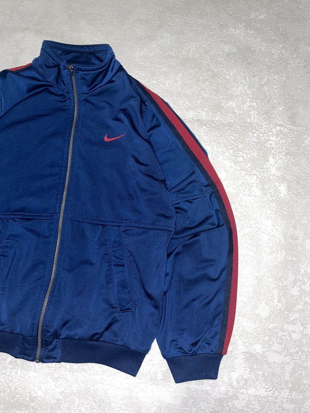 Nike Vintage Nike Big Swoosh Zip Sweatshirt Track Jacket Size US M / EU 48-50 / 2 - 3 Thumbnail