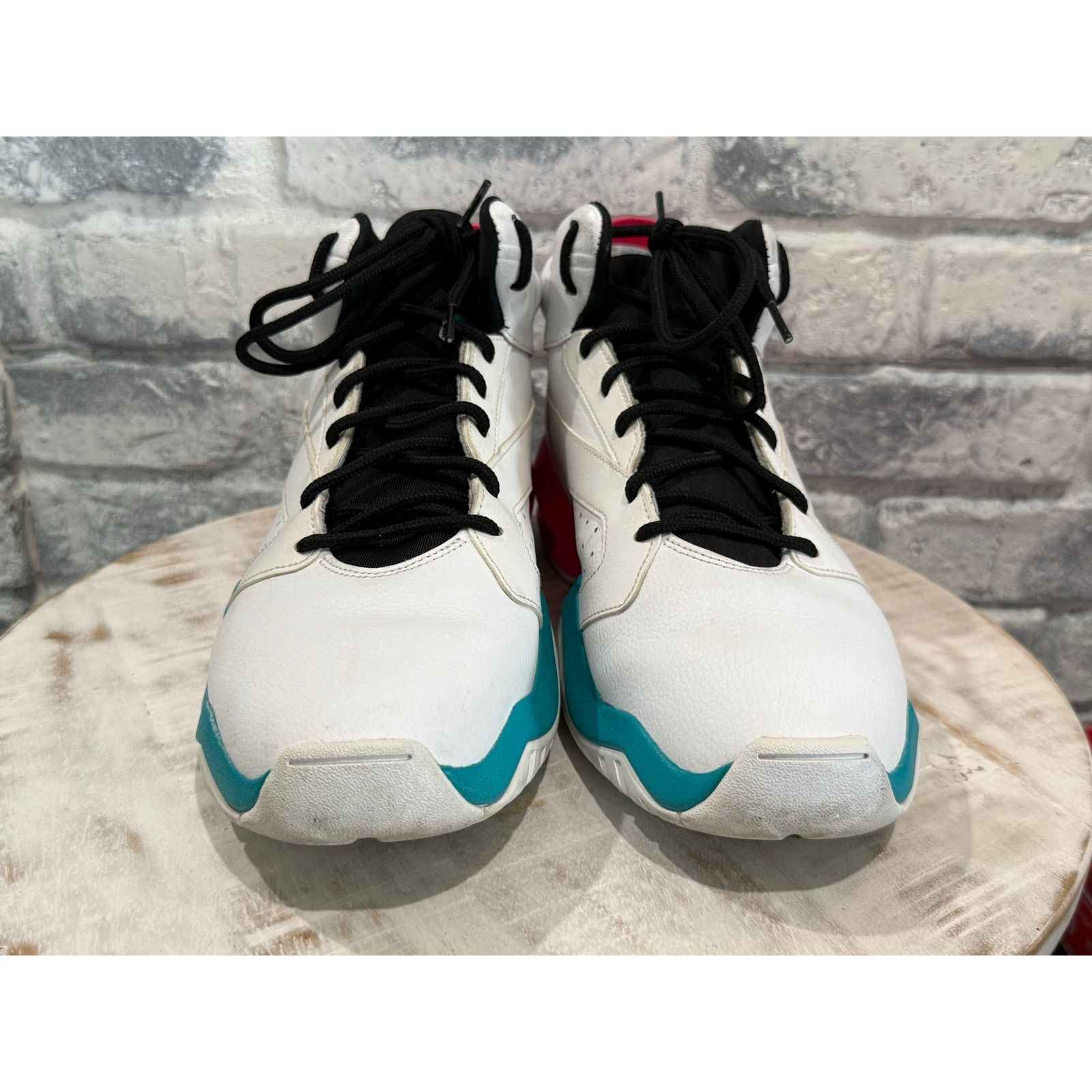Jordan Brand Jordan Lift Off South Beach Size 11 AR4430-105 Size US 11 / EU 44 - 3 Thumbnail