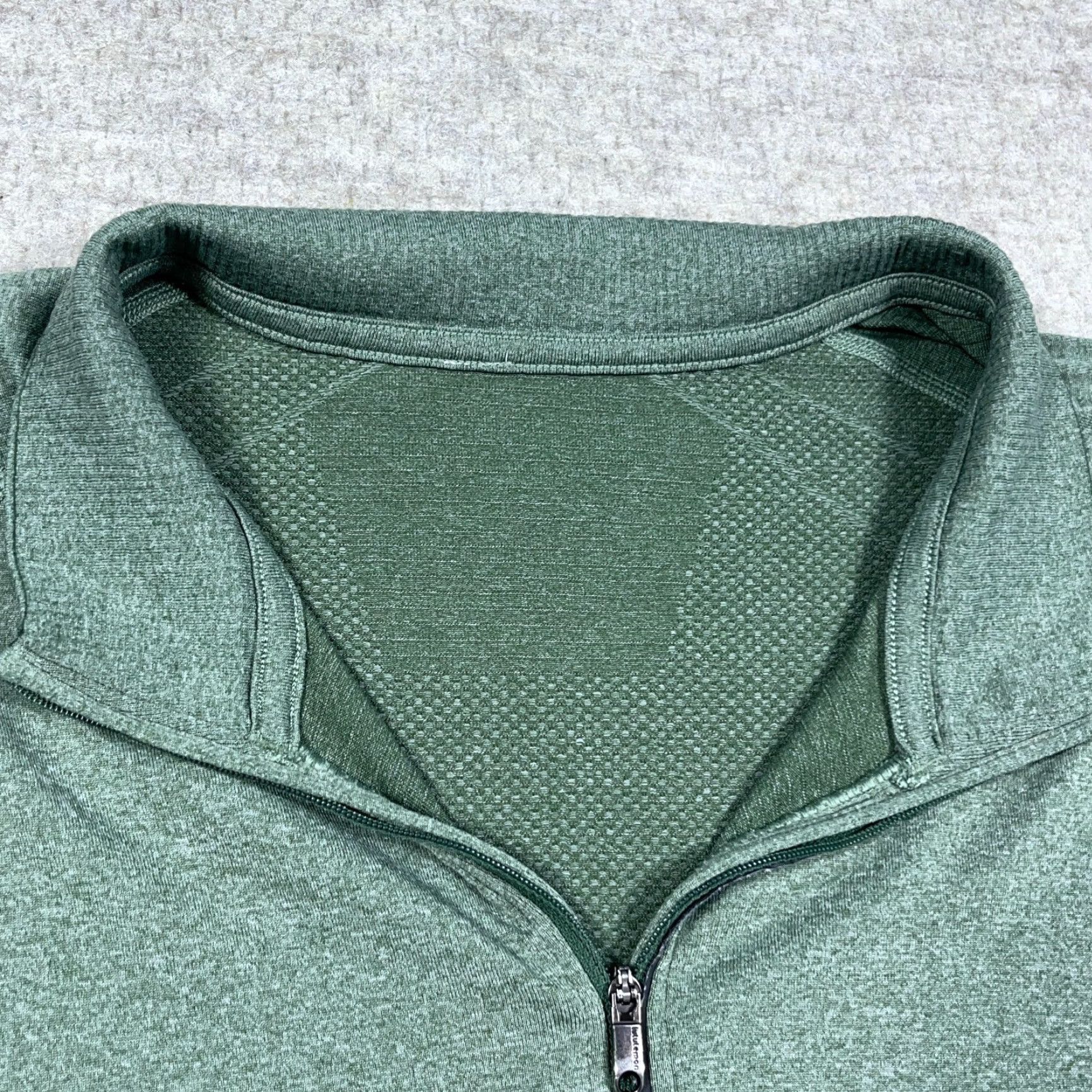 Lululemon Lululemon Metal Vent Tech Pullover Mens XL Green 1/4 Zip Long Sleeve Running Top Size US XL / EU 56 / 4 - 2 Thumbnail
